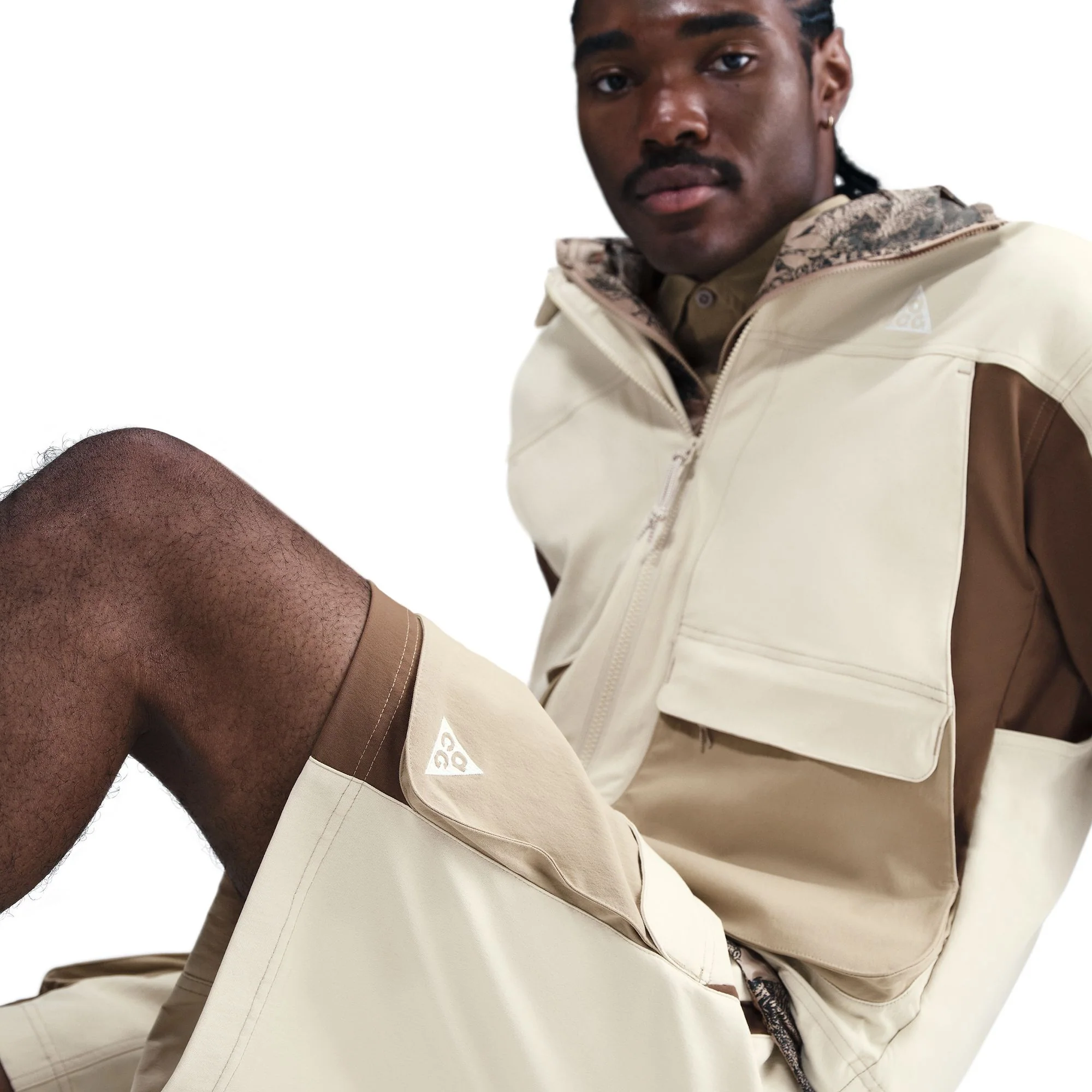 Nike Mens ACG "Smith Summit" Cargo Shorts - Image 4