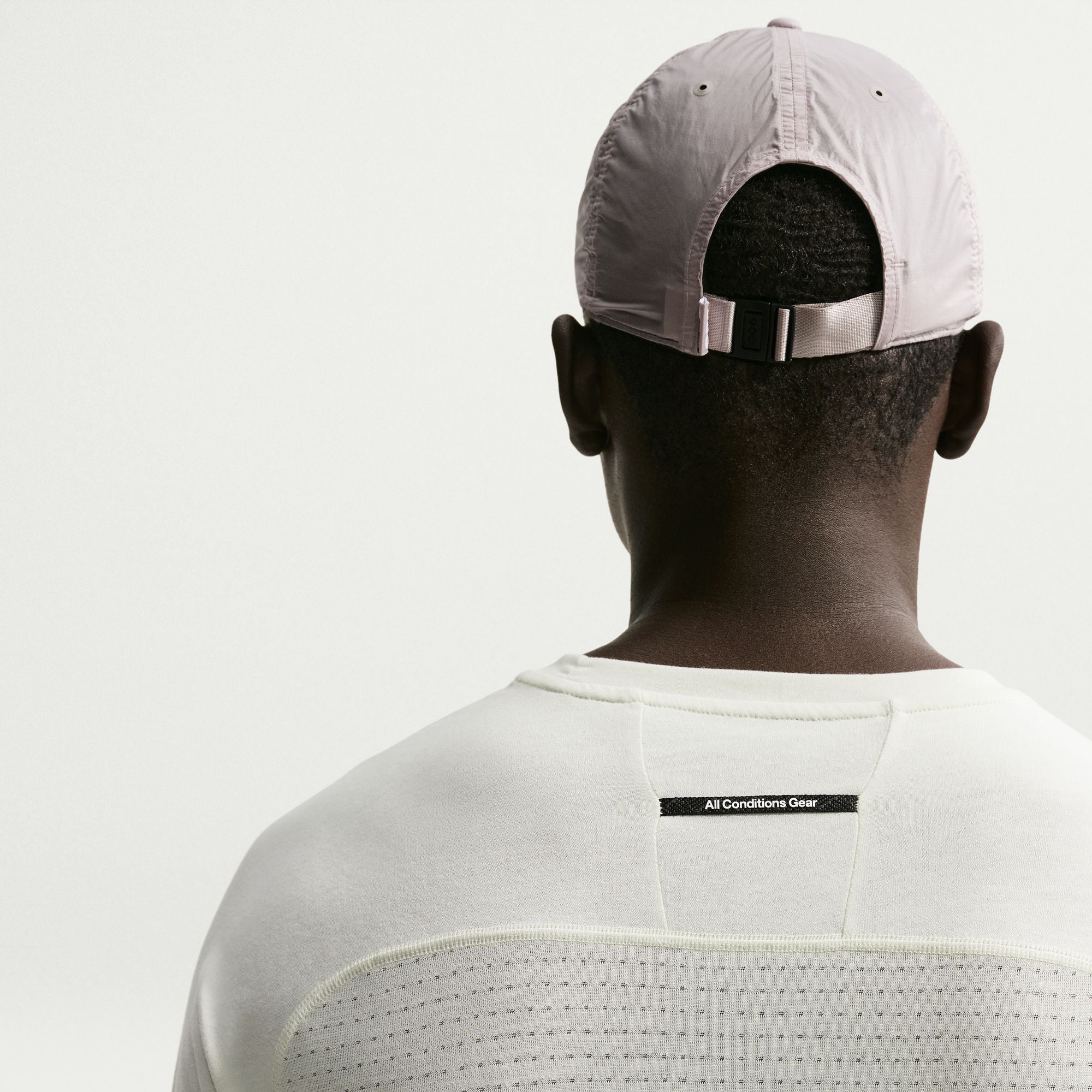 Nike Mens ACG "Solar Chase" Running Top - Image 4