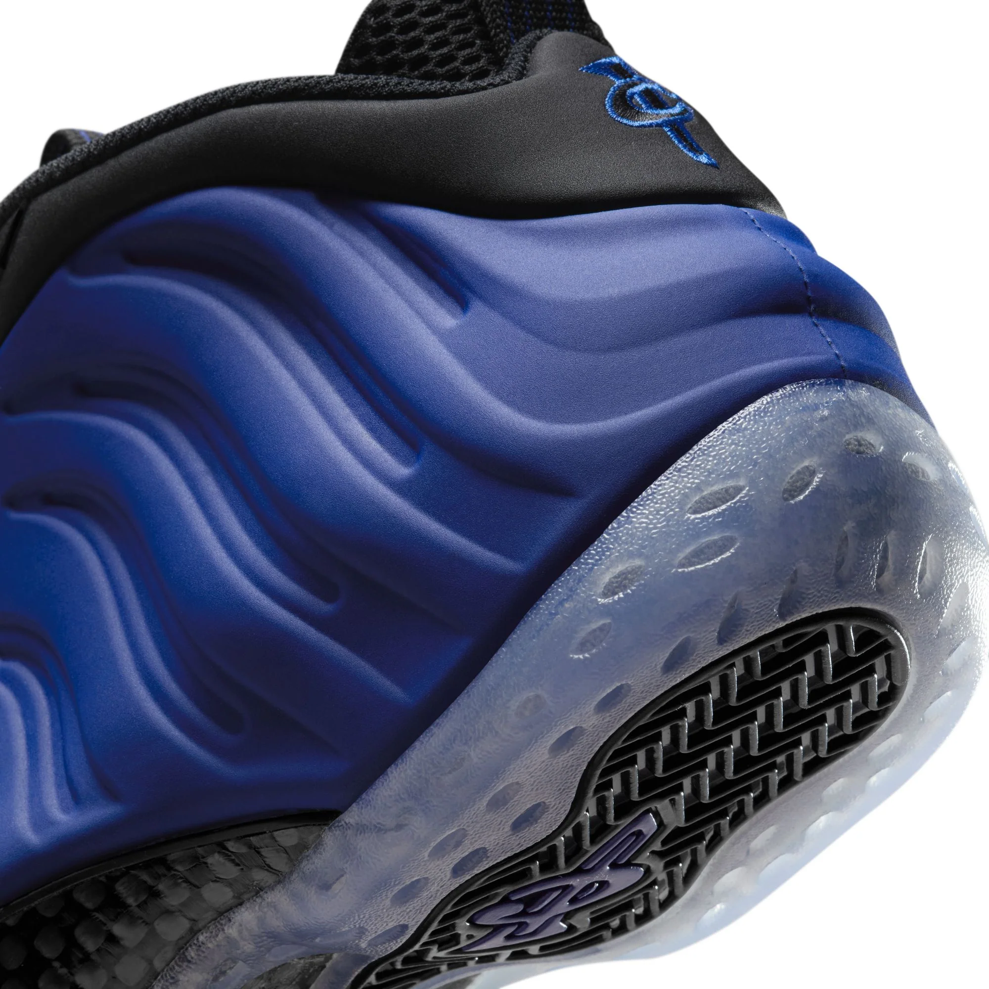 Nike Mens Air Foamposite One Shoes - Image 4