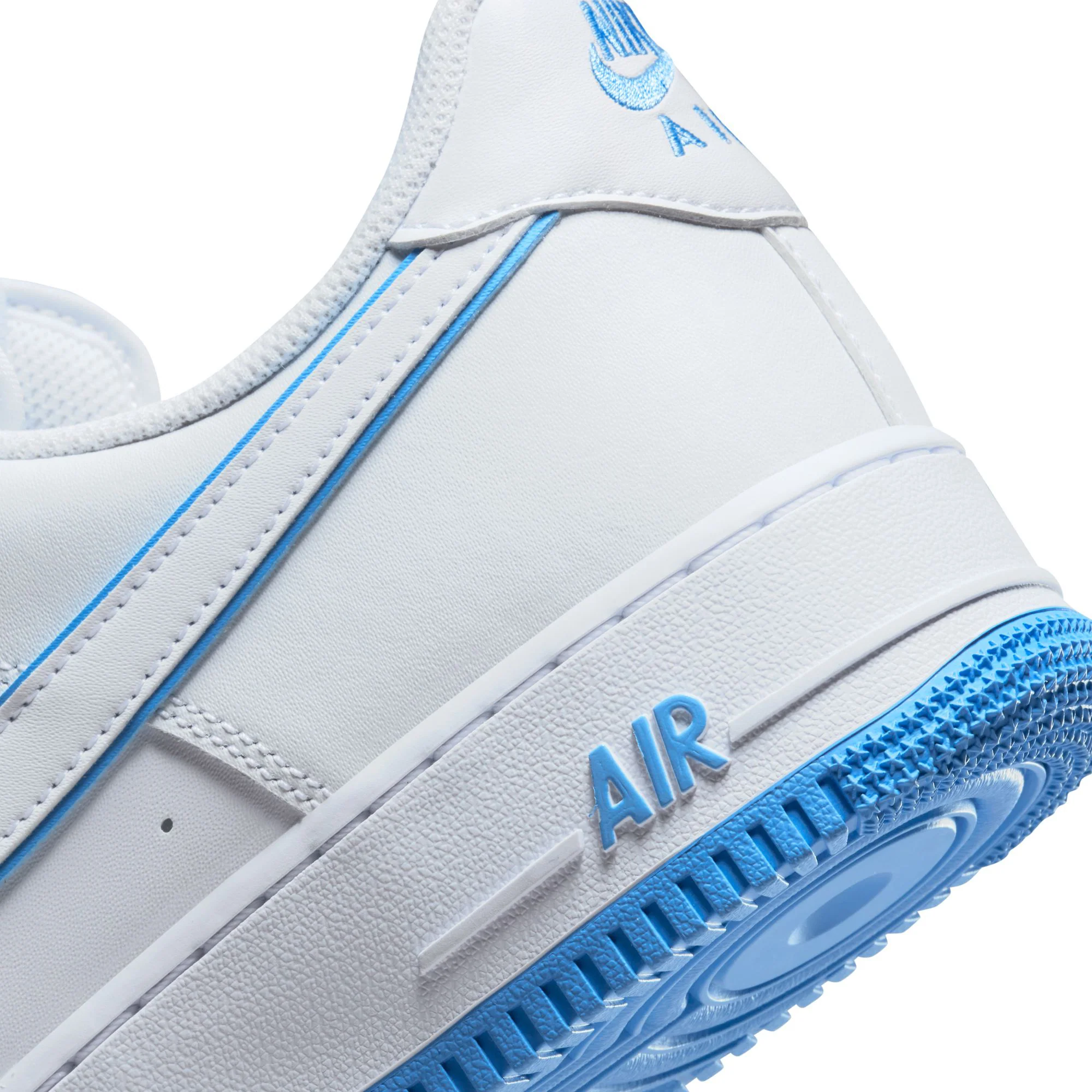 Nike Mens Air Force 1 '07 Shoes - Image 4