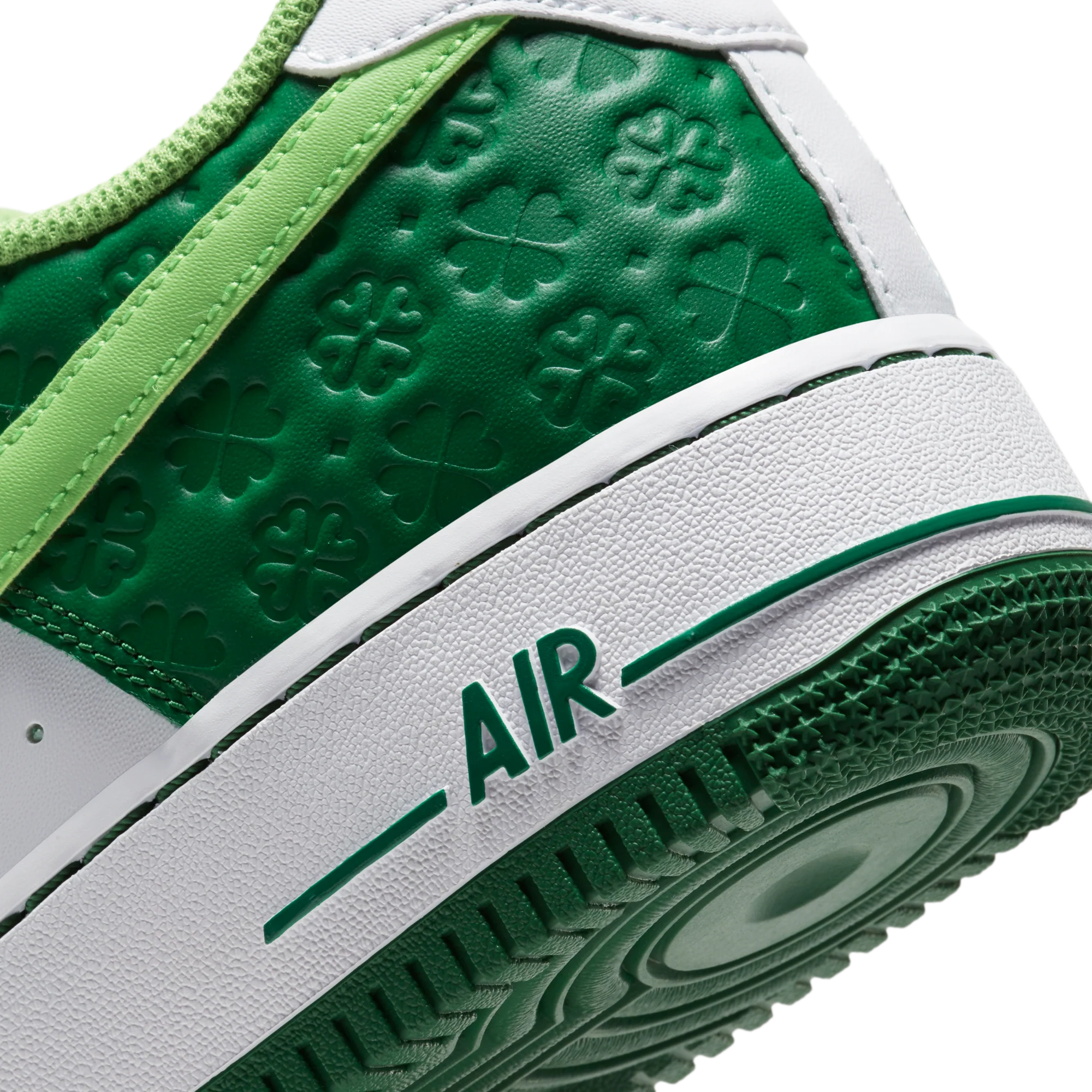 Nike Mens Air Force 1 'Pine Green' '07 Shoes - Image 4