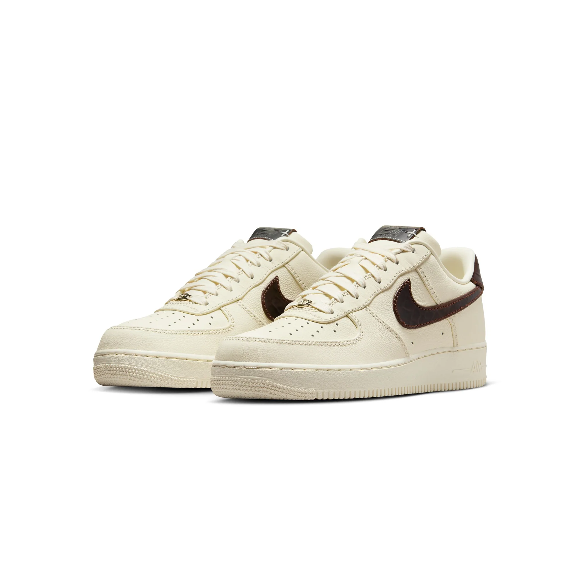 Nike Mens Air Force 1 '07 Shoes - Image 2
