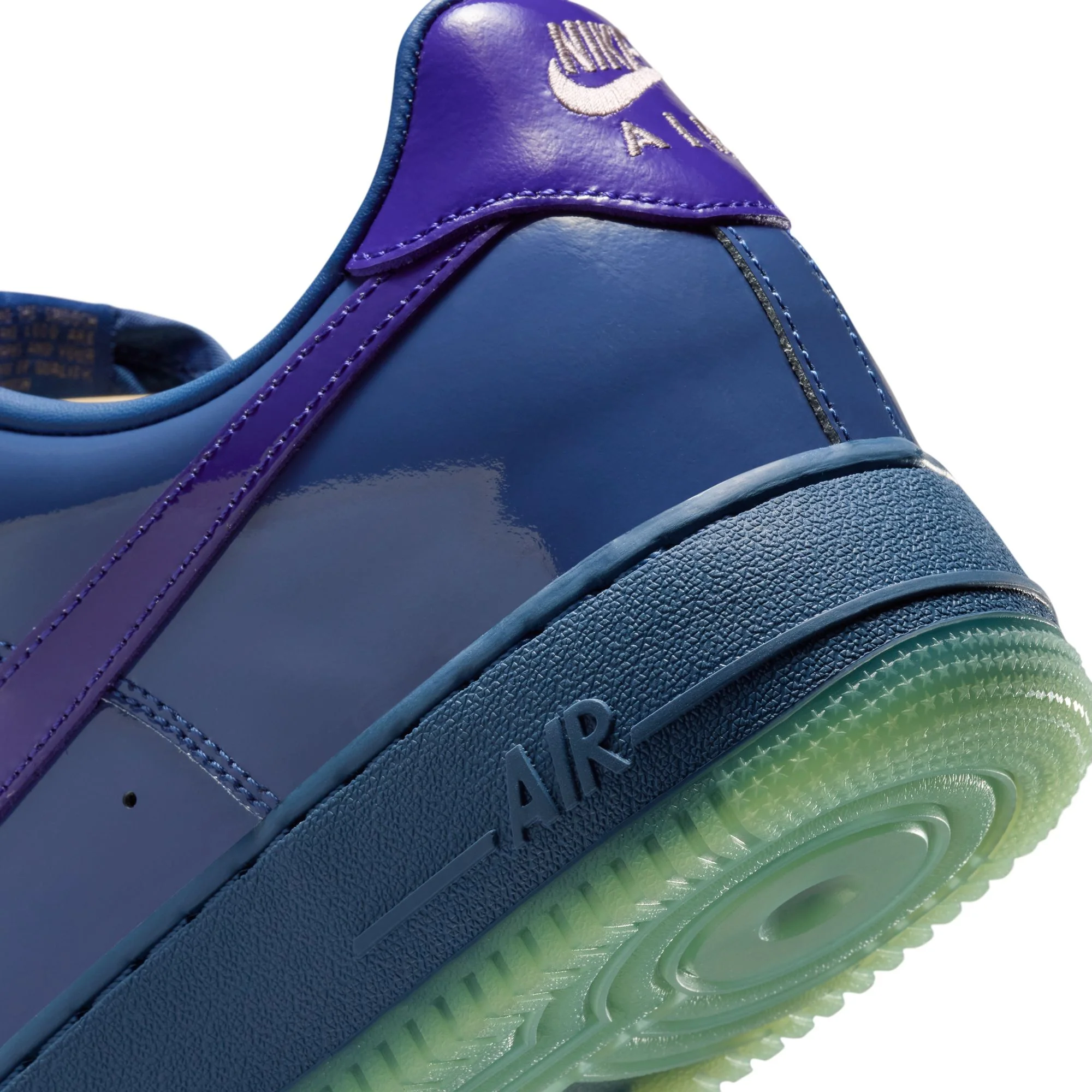 Nike Mens Air Force 1 Low Shoes - Image 4