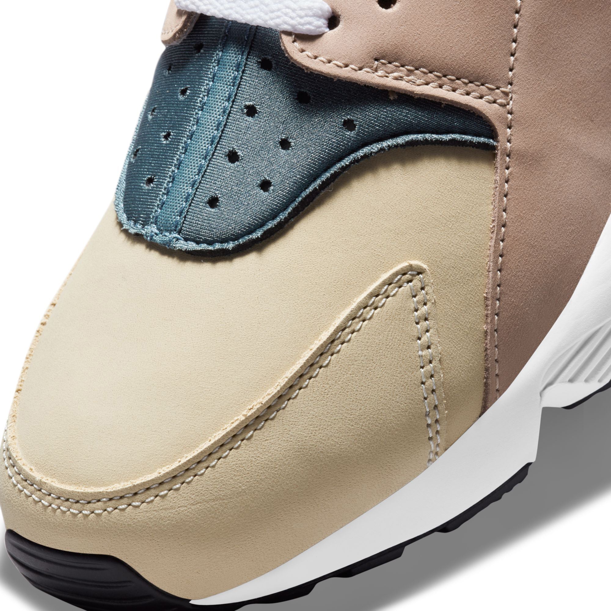 Nike Mens Air Huarache Shoes 'Bisque/Storm Grey' - Image 4