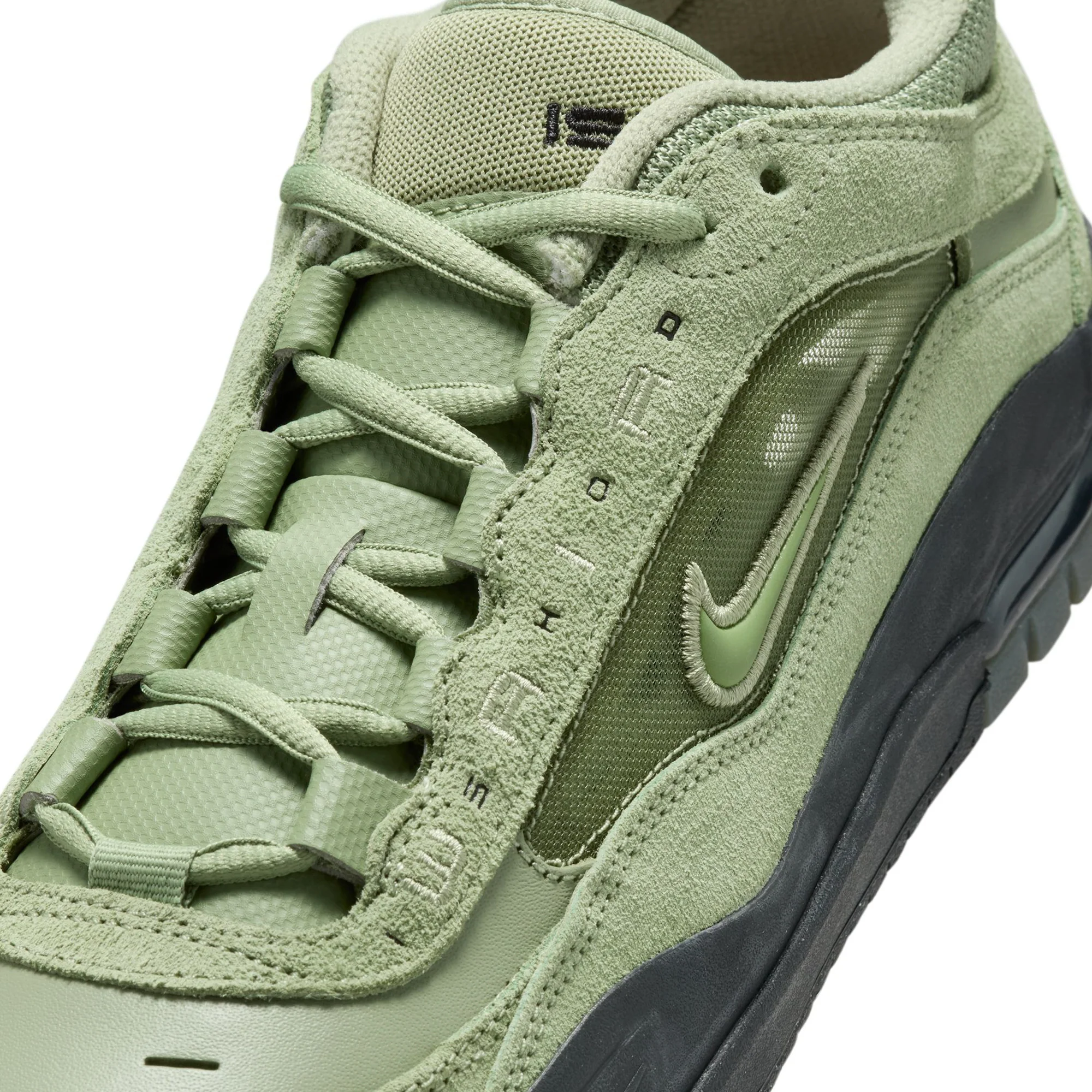 Nike SB Mens Air Max Ishod Shoes - Image 4