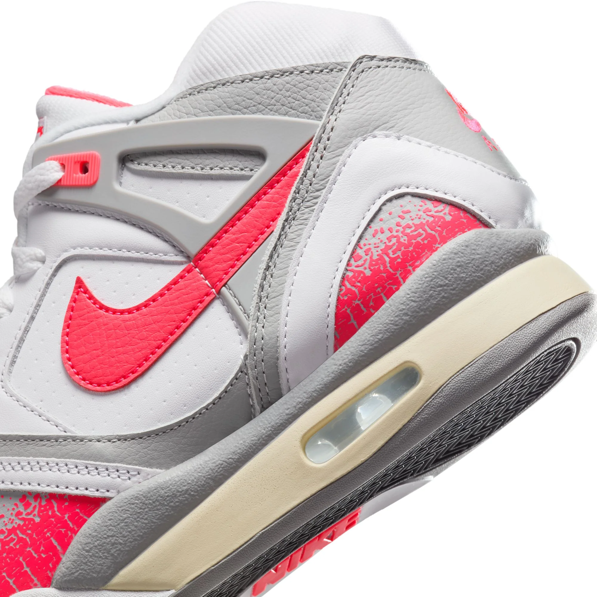 Nike Mens Air Tech Challenge 2 Shoes - Image 4