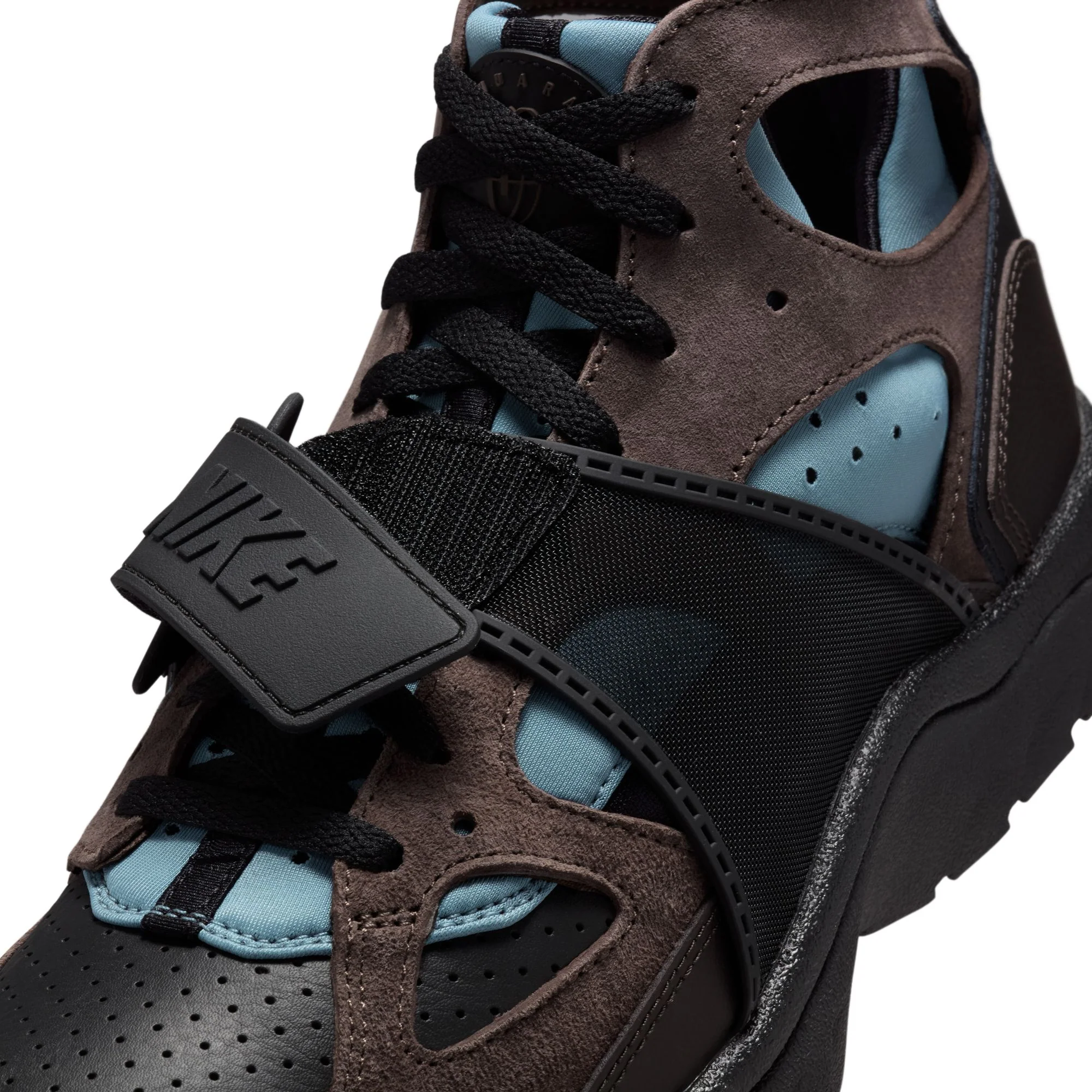 Nike Mens Air Trainer Huarache Shoes - Image 4