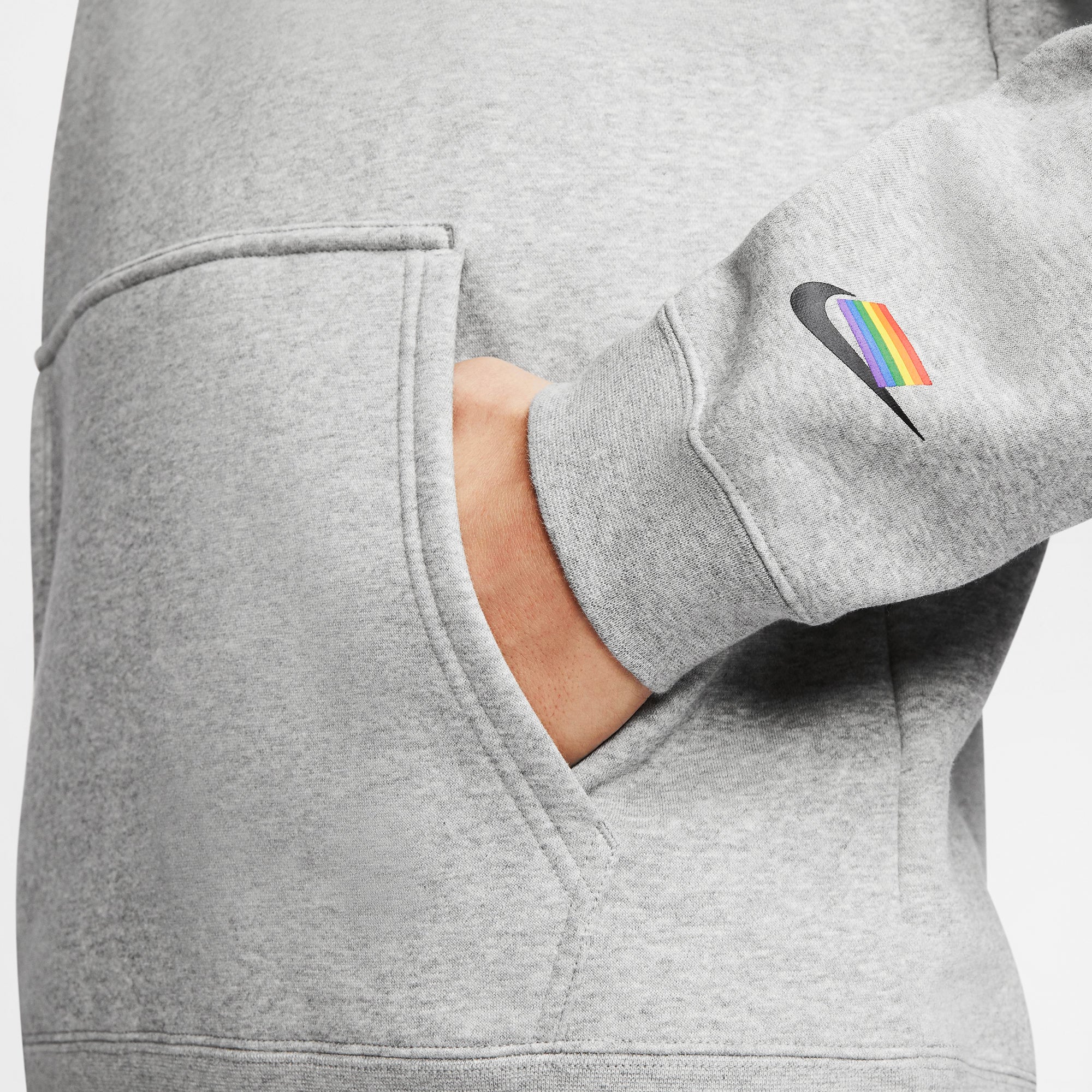 NIKE MEN BETRUE 2 HOODIE - Image 4