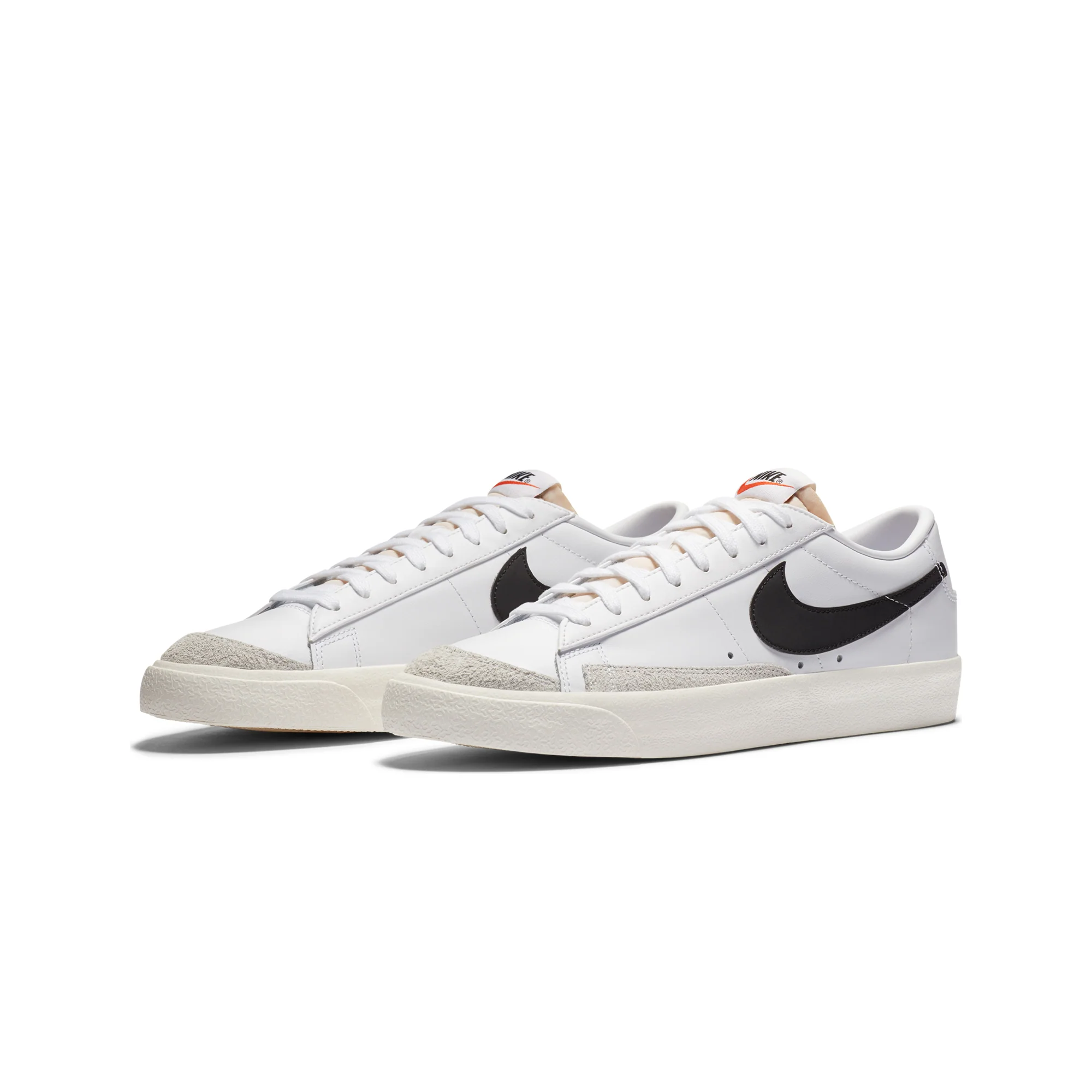 Nike Mens Blazer Low '77 Vintage Shoes - Image 2
