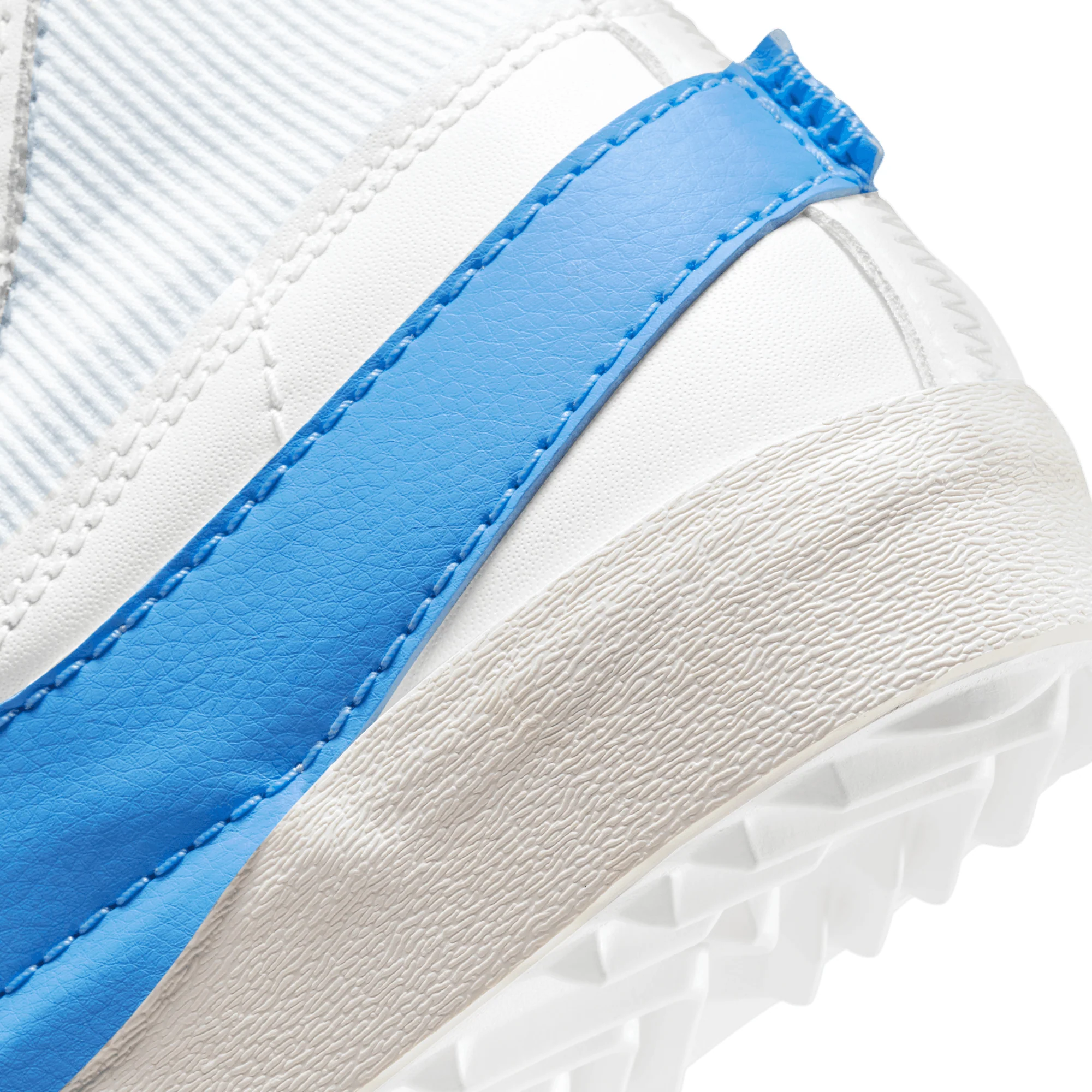 Nike Mens Blazer Mid '77 Jumbo Shoes - Image 4