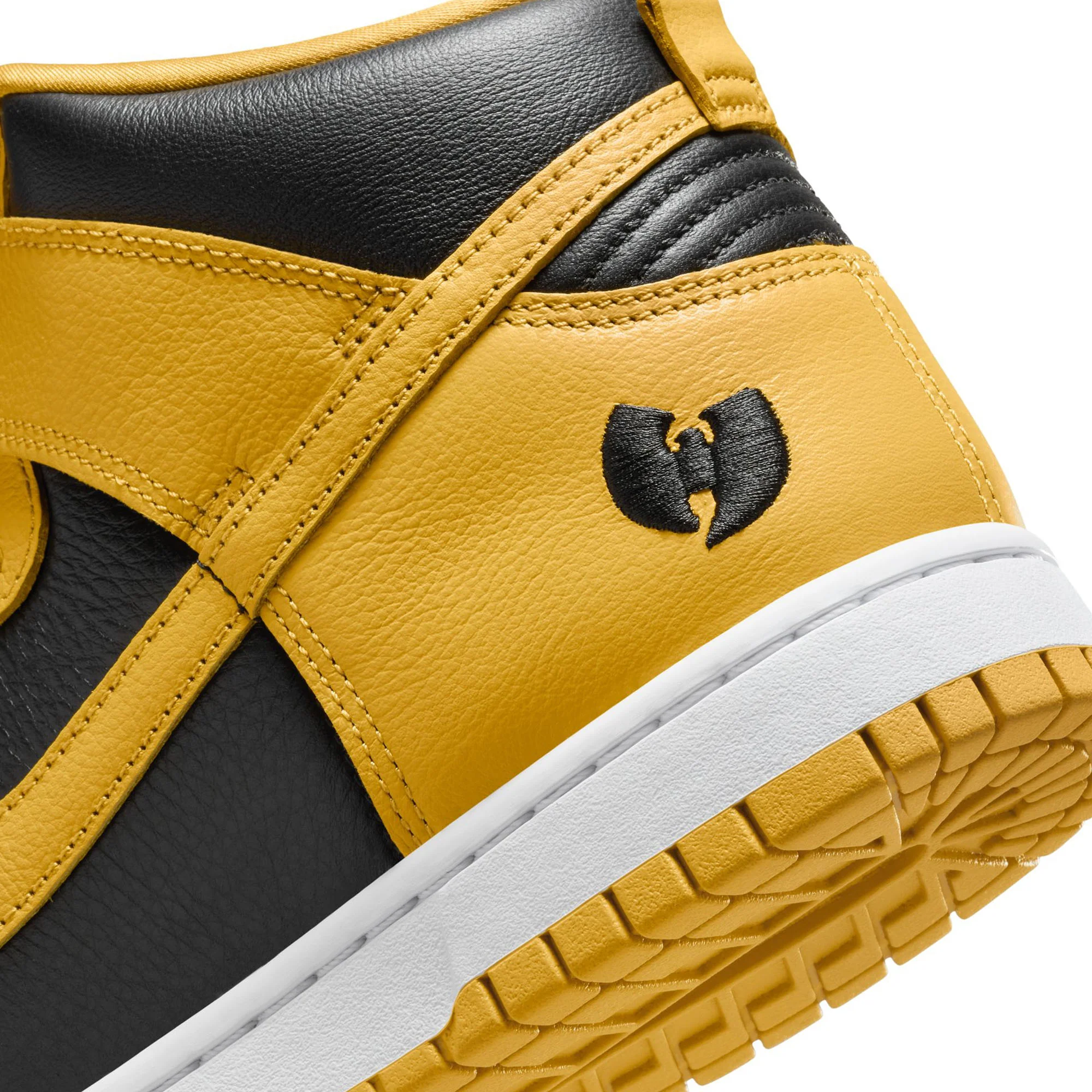 Nike Mens Dunk High Retro Premium "Wu-Tang" Shoes - Image 4