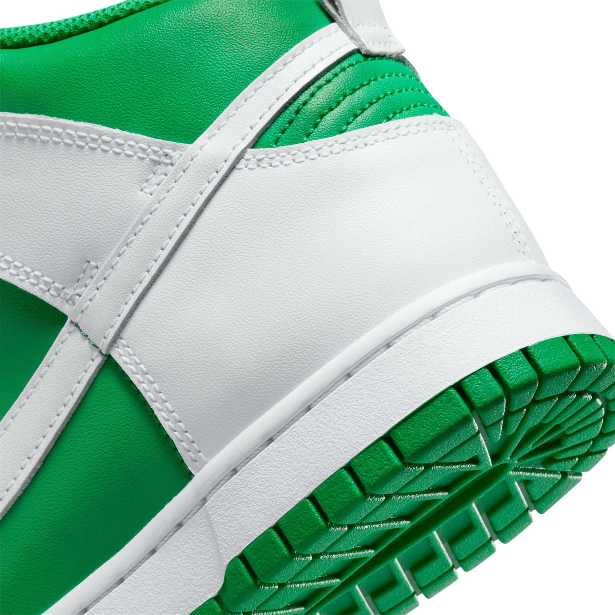 Nike Mens Dunk High Retro Shoes - Image 4