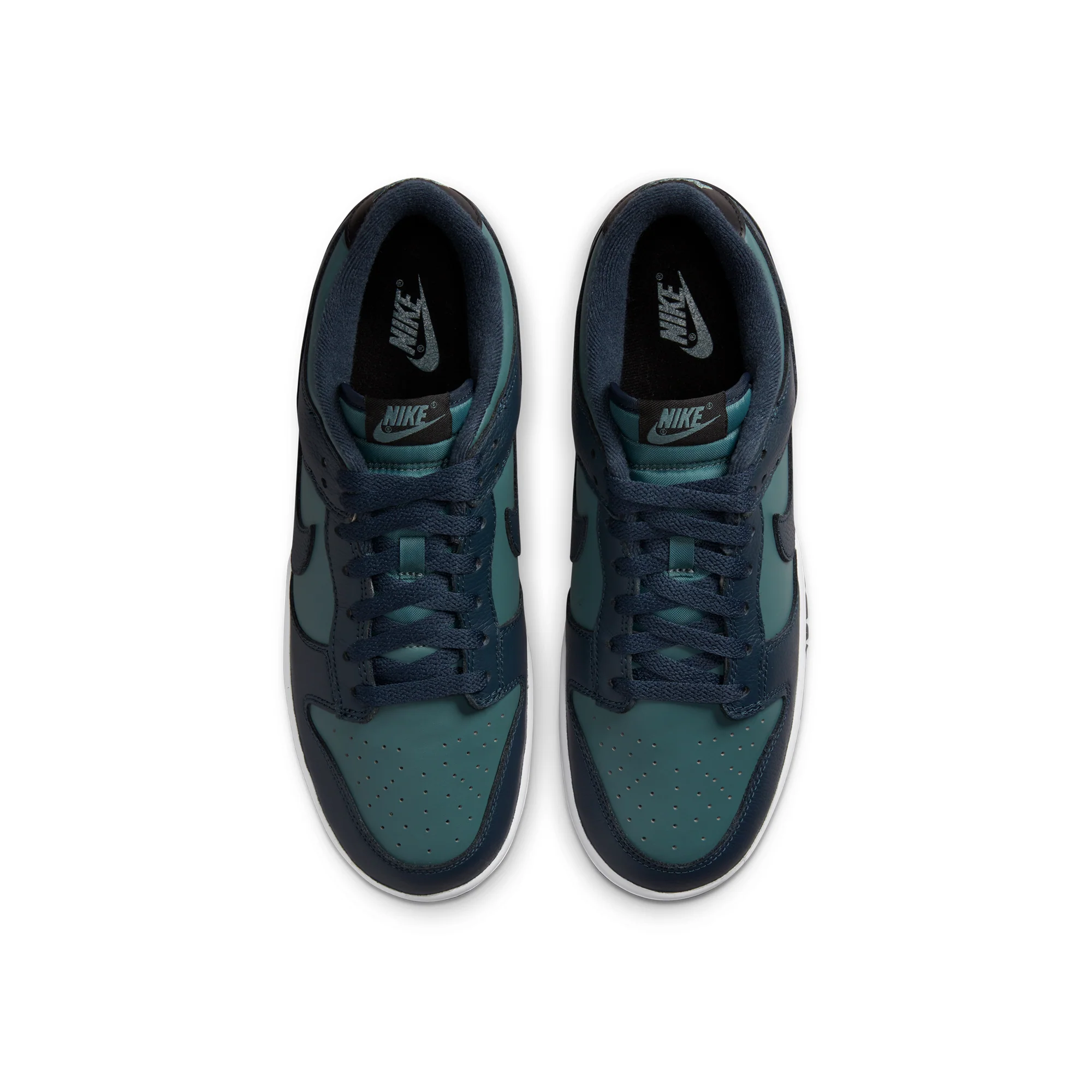 Nike Mens Dunk Low Retro Premium Shoes - Image 4