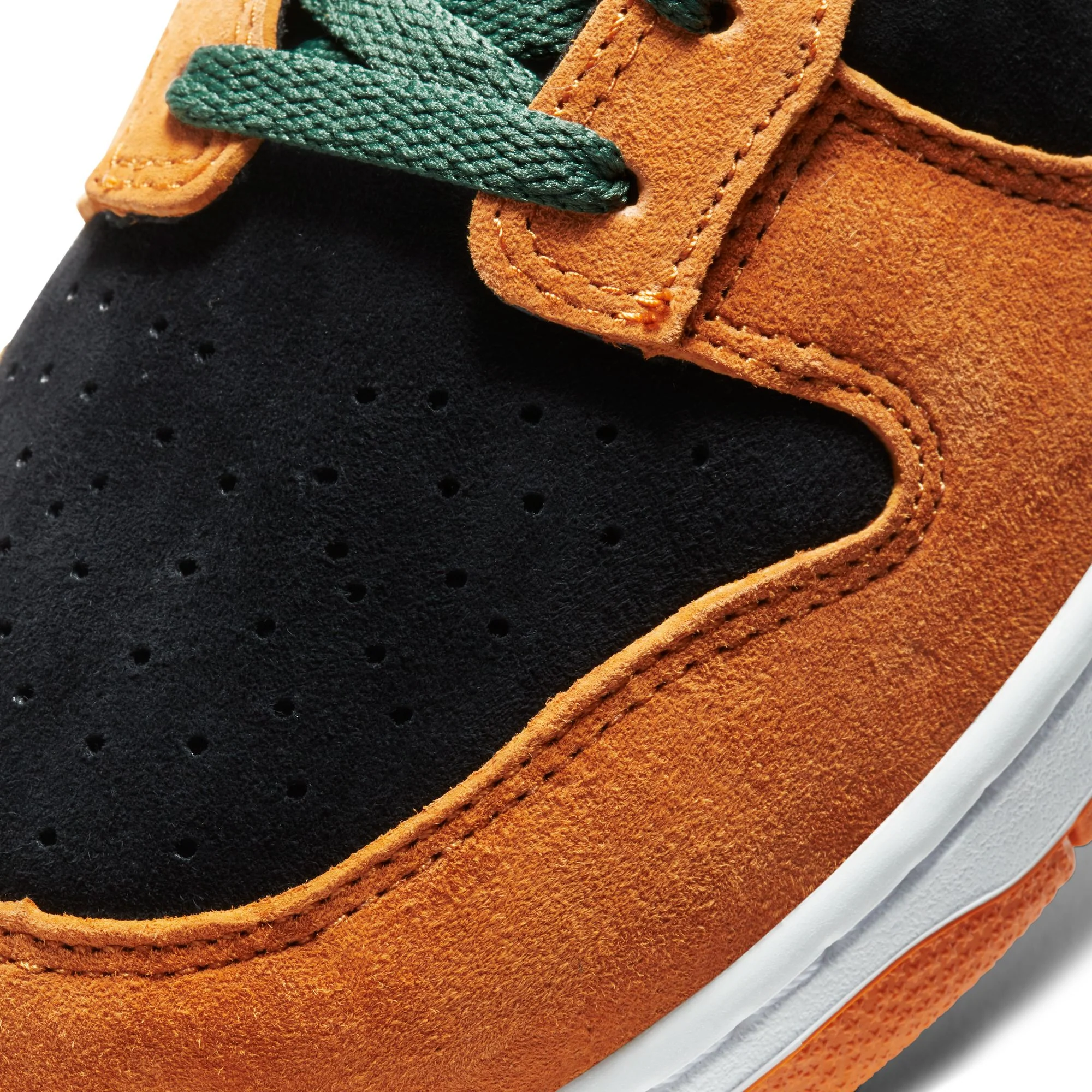 Nike Mens Dunk Low SP Ceramic Shoes - Image 4