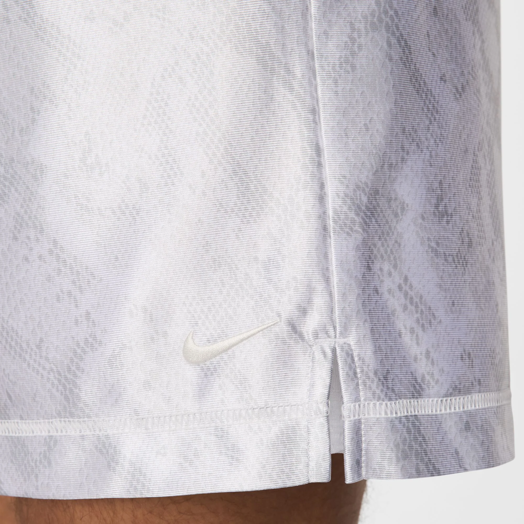 Nike Mens Kobe Basketball Shorts - Image 4