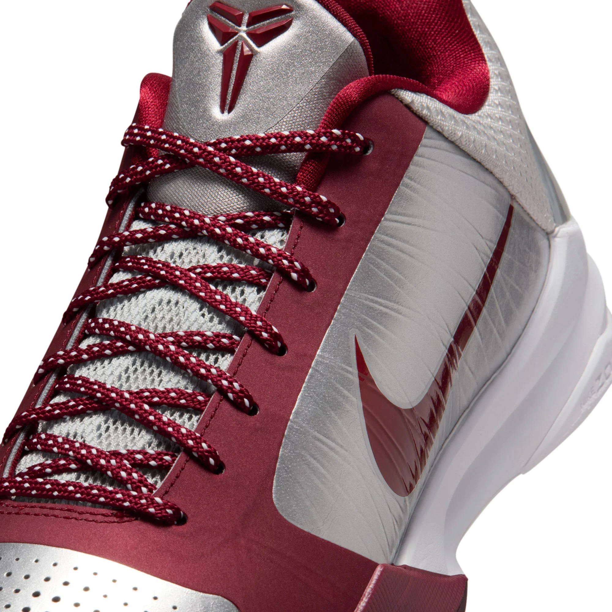 Nike Mens Kobe V Protro "Lower Merion Away" Shoes - Image 4