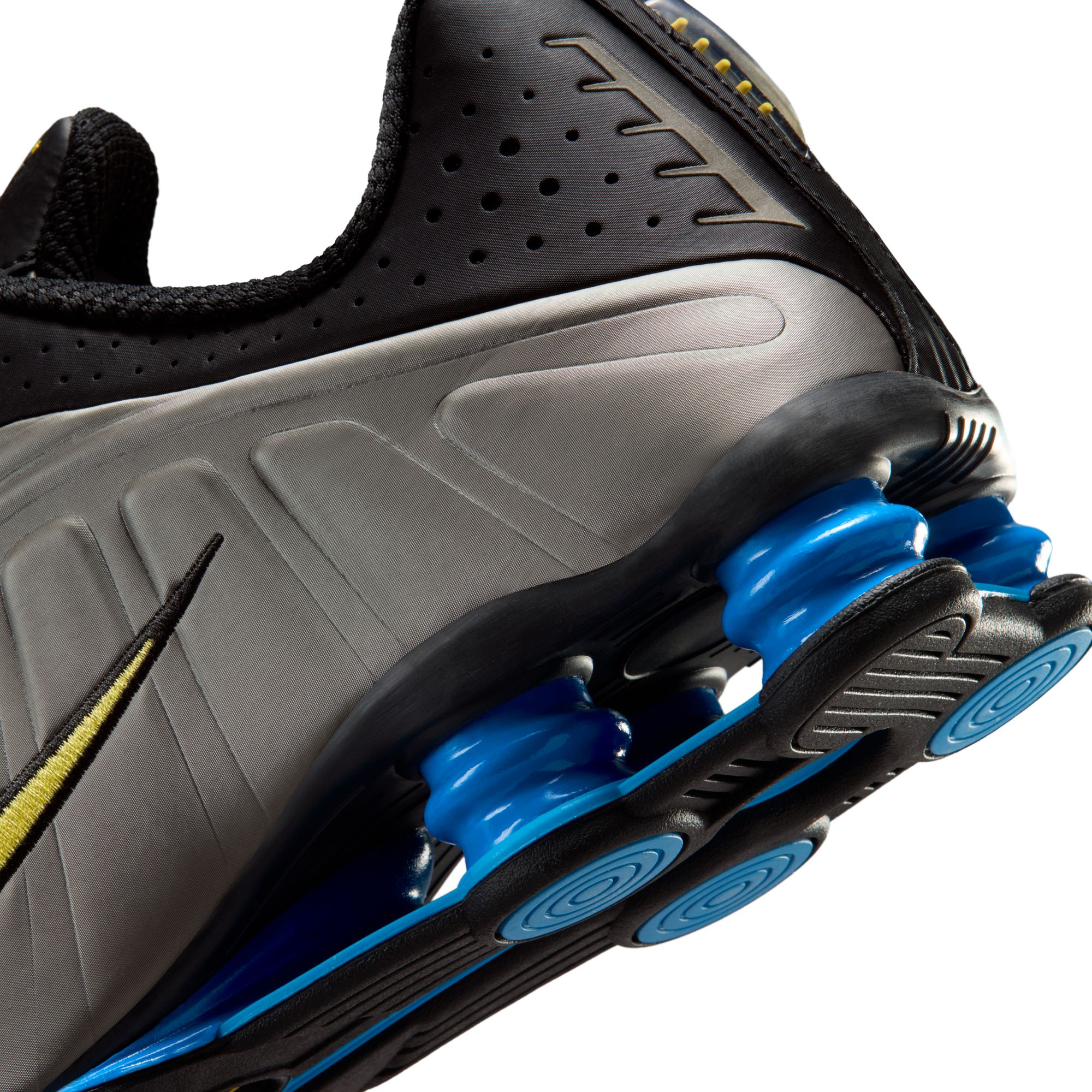 Nike Mens Shox R4 Brasil Shoes - Image 4