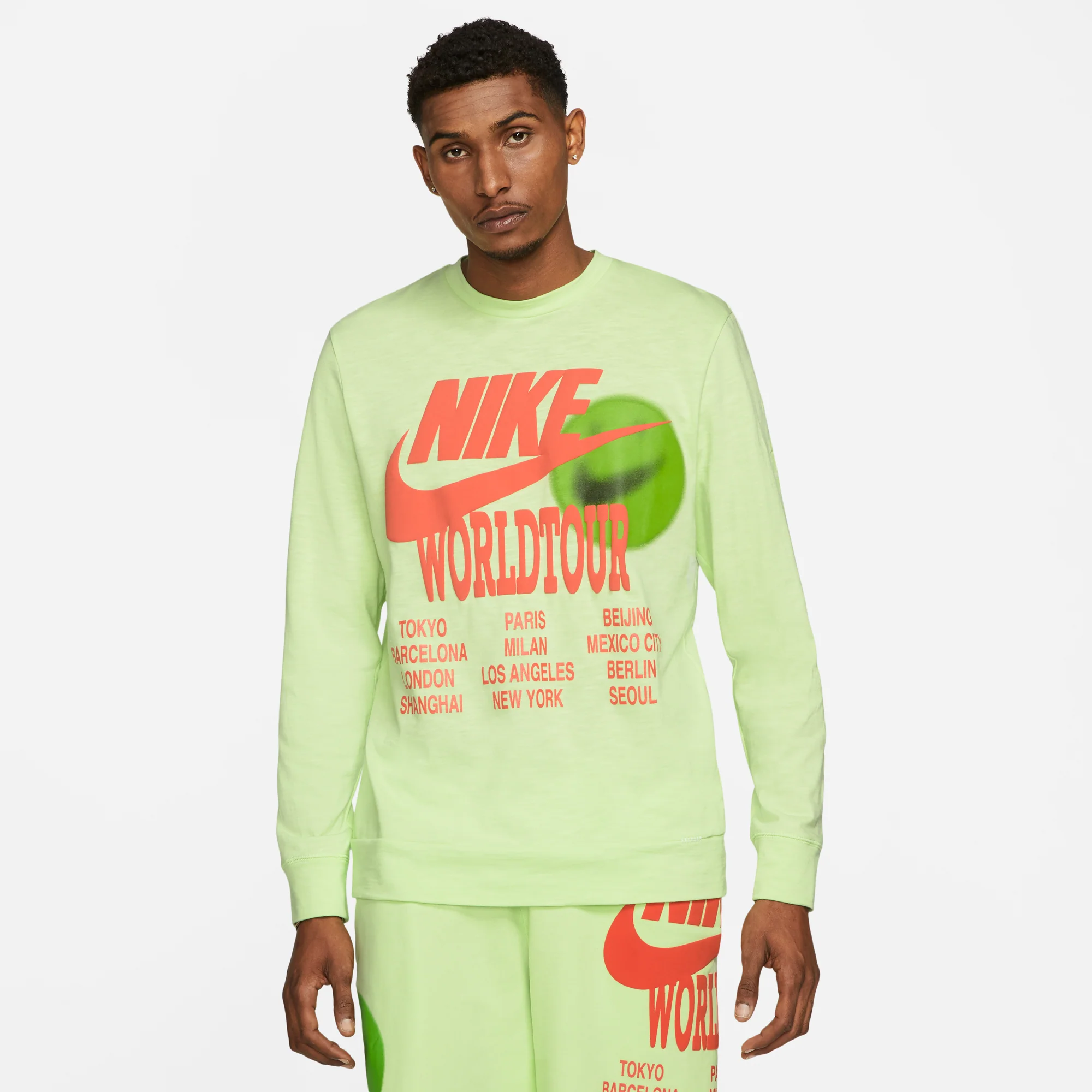 Nike Mens Sportswear Long Sleeve Tee - Image 2