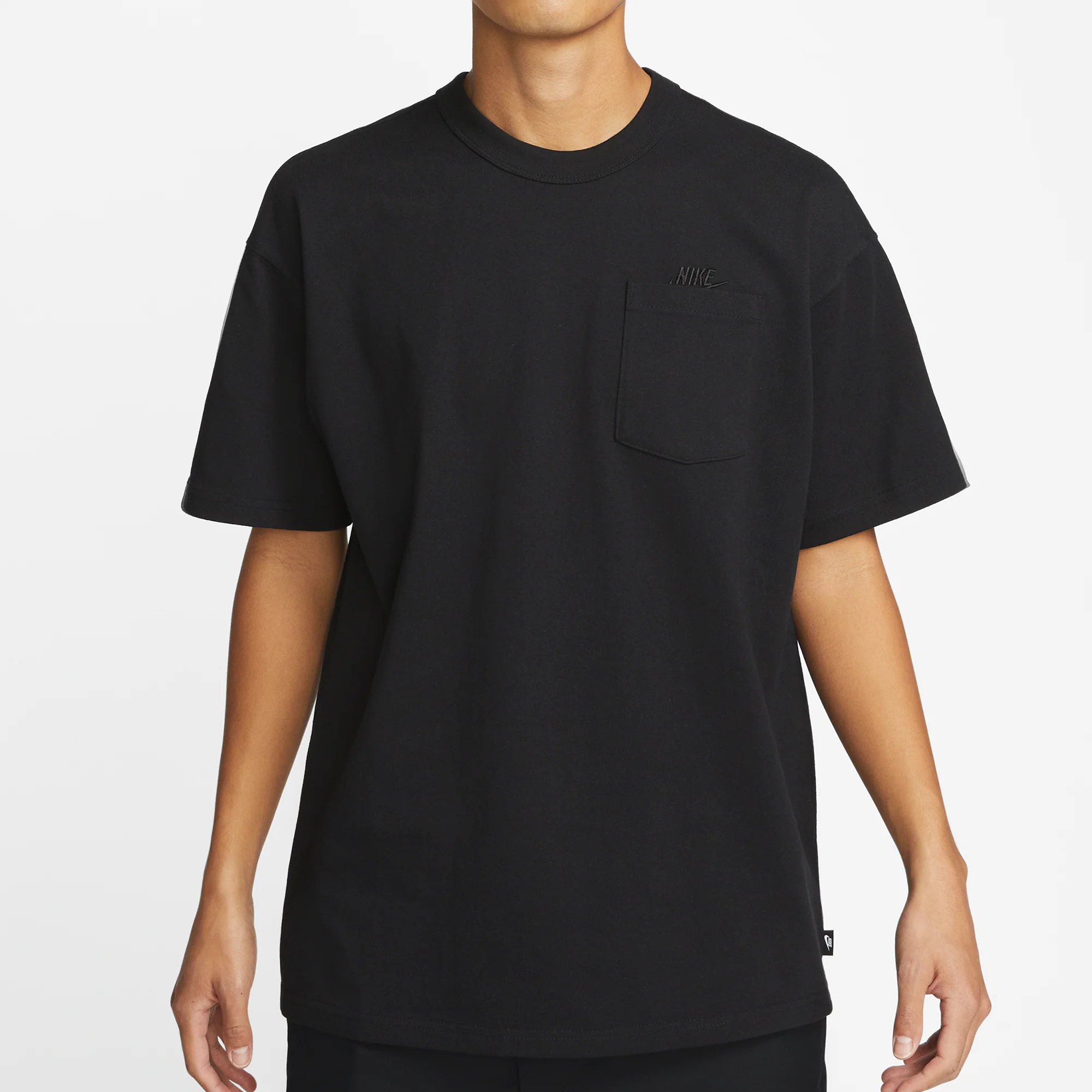 Nike Mens Sportswear Premium Essentials Pocket SS Tee - Image 2
