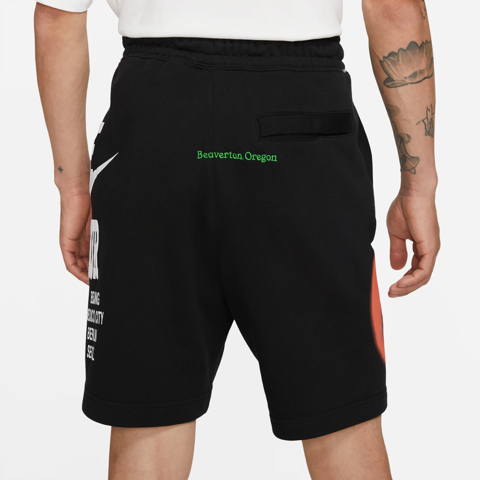 Nike Mens Sportswear Shorts - Image 2