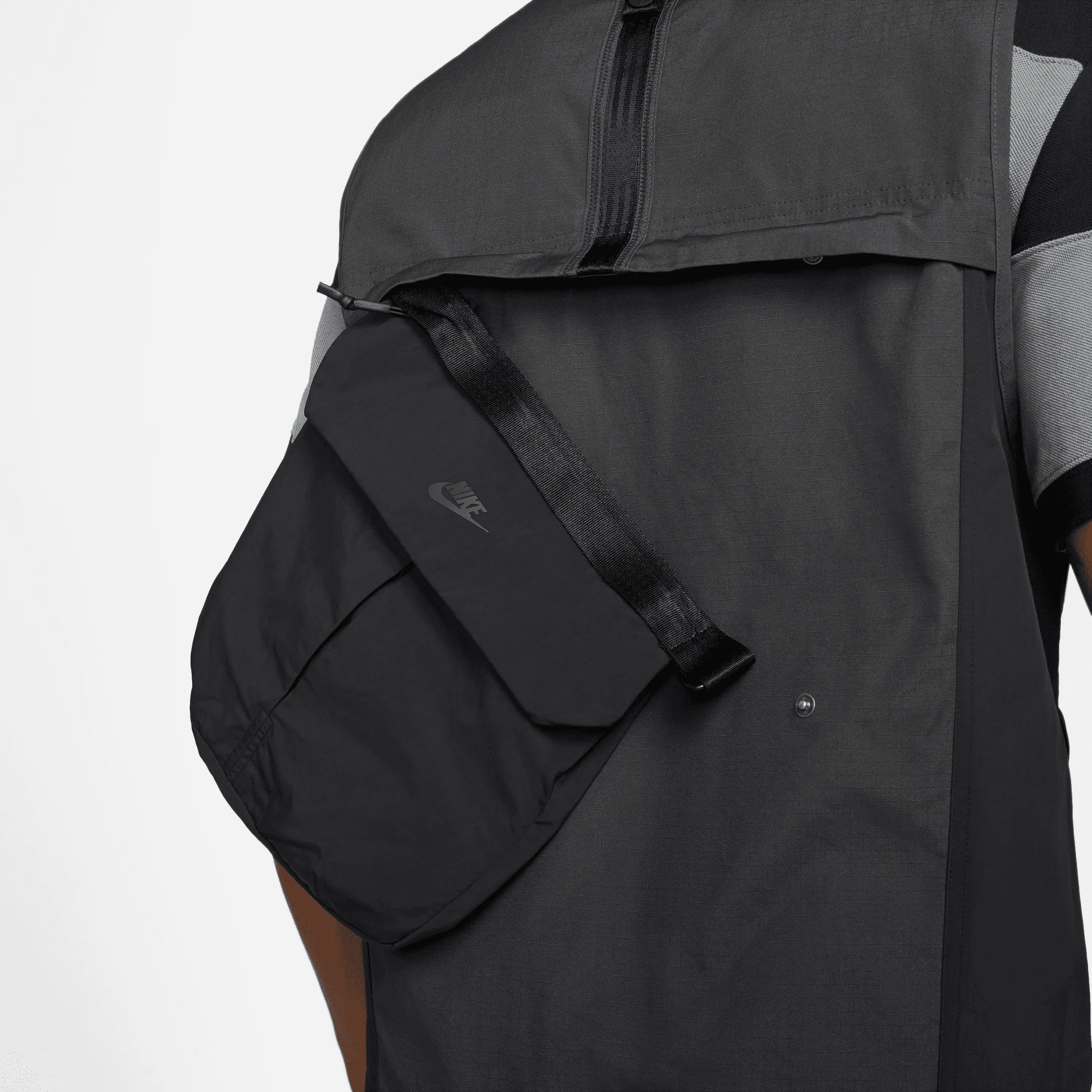 Nike Mens Sportswear Tech Pack Unlined Vest Black - Image 4