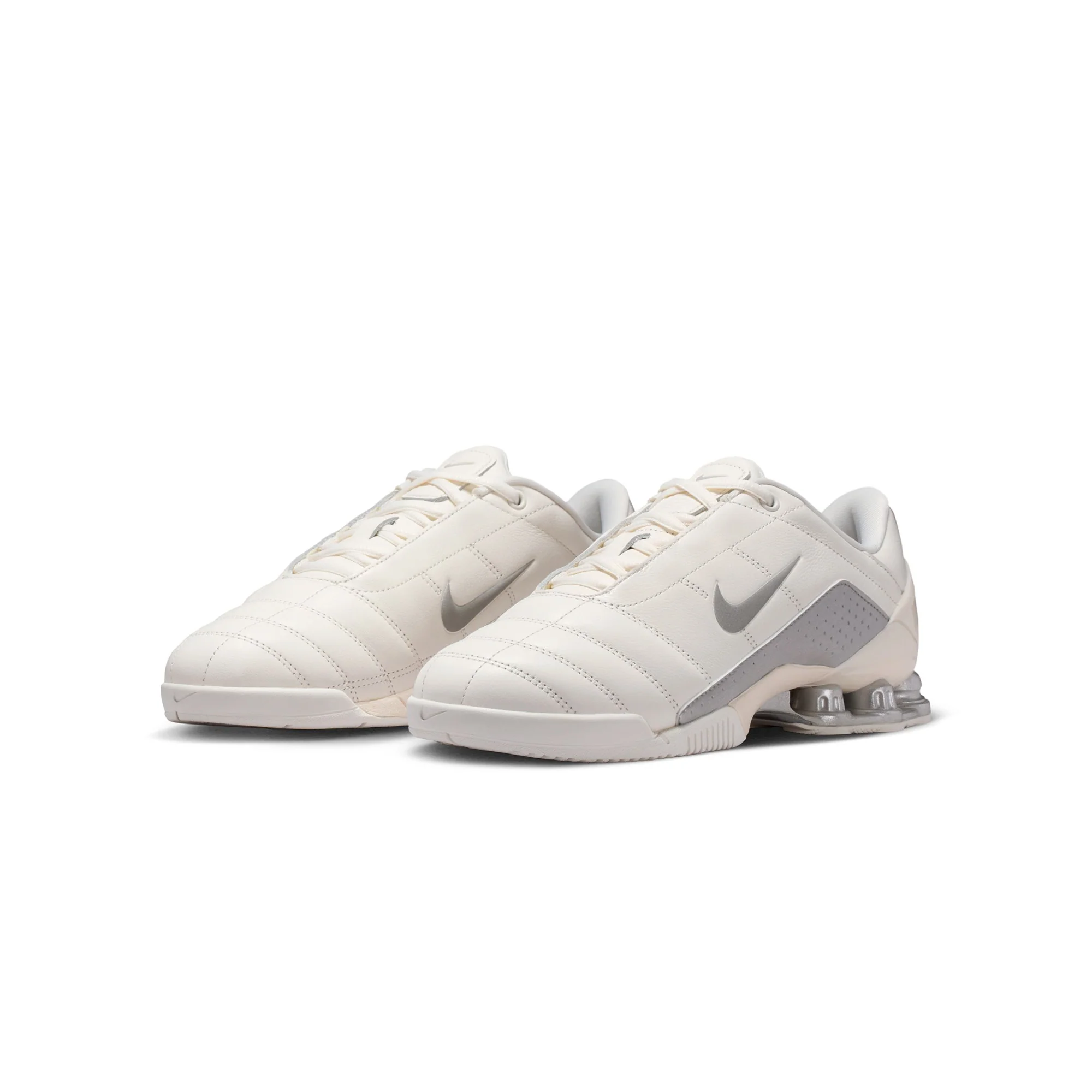 Nike Womens Total 90 Shox Magia Shoes - Image 2