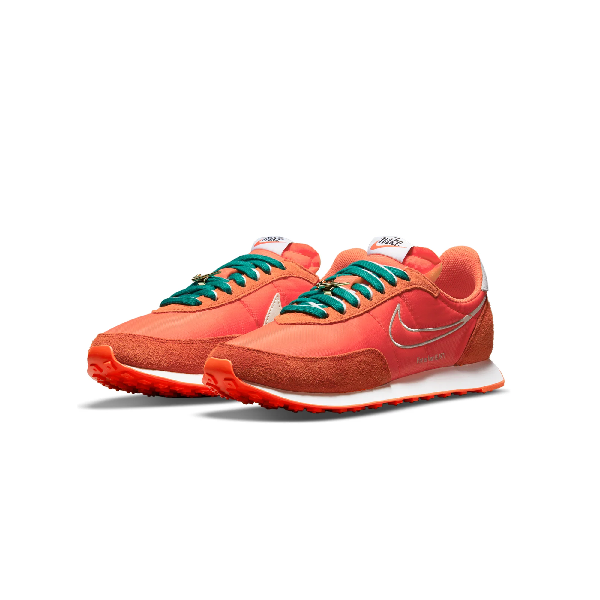 Nike Mens Waffle Trainer 2 Shoes 'Orange/Sail' - Image 2