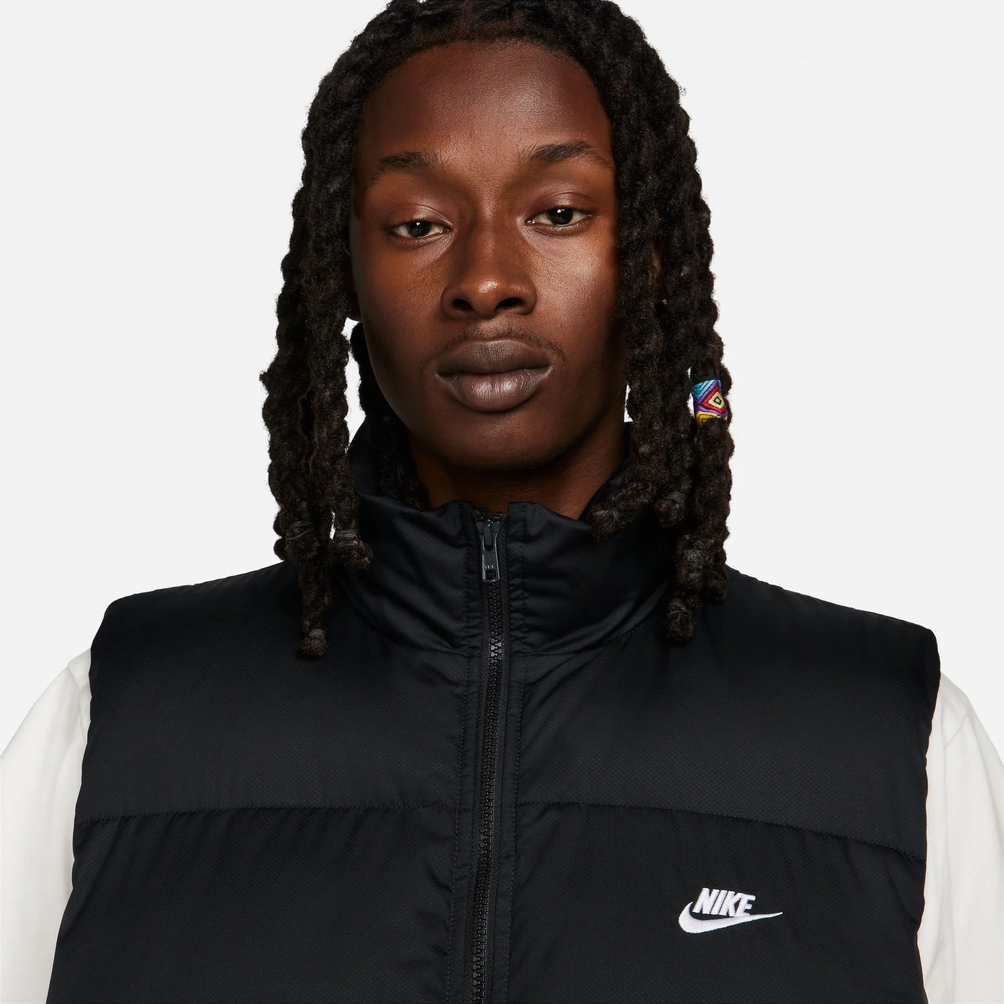Nike Mens Water Repellent Puffer Vest - Image 4