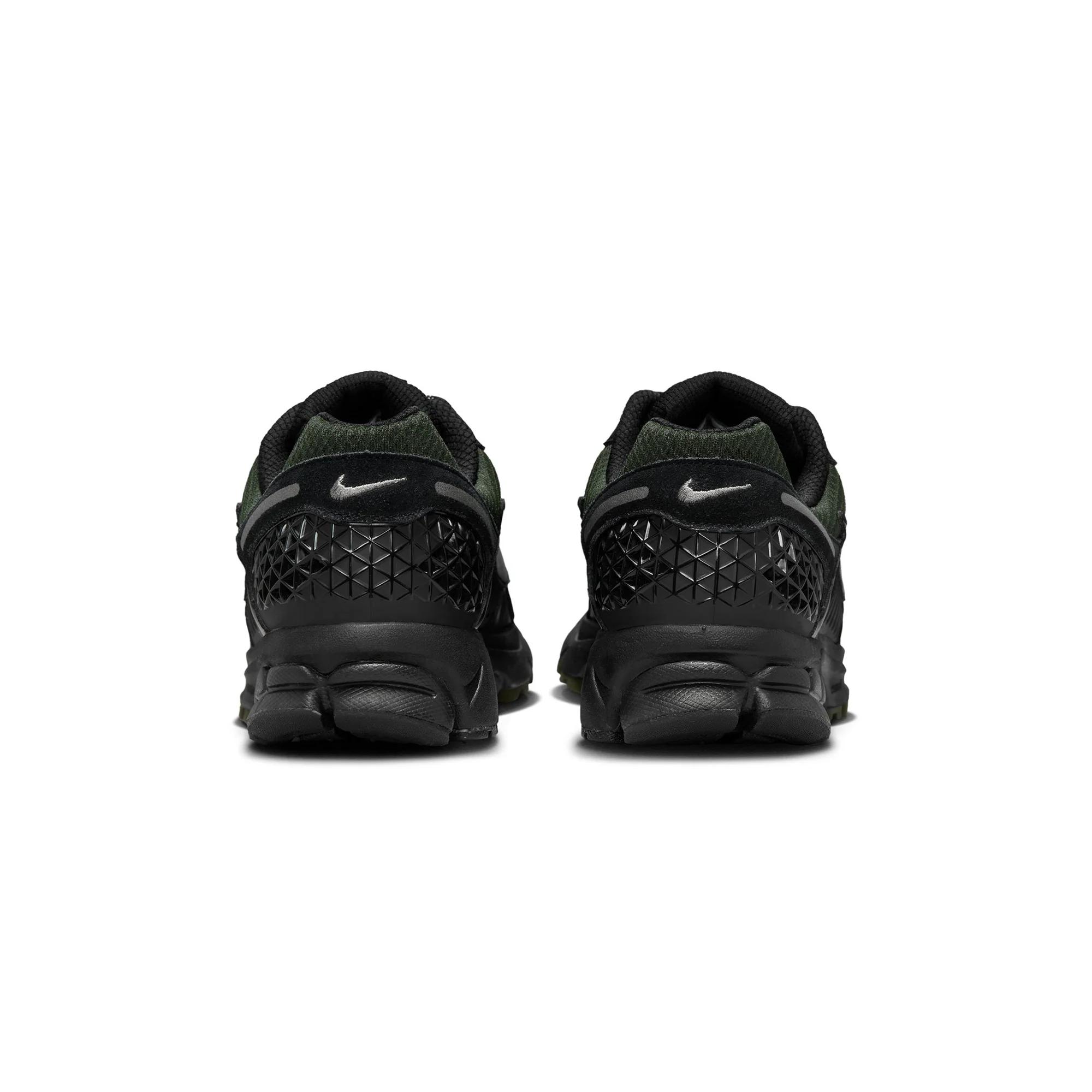 Nike Mens Zoom Vomero 5 Shoes - Image 3