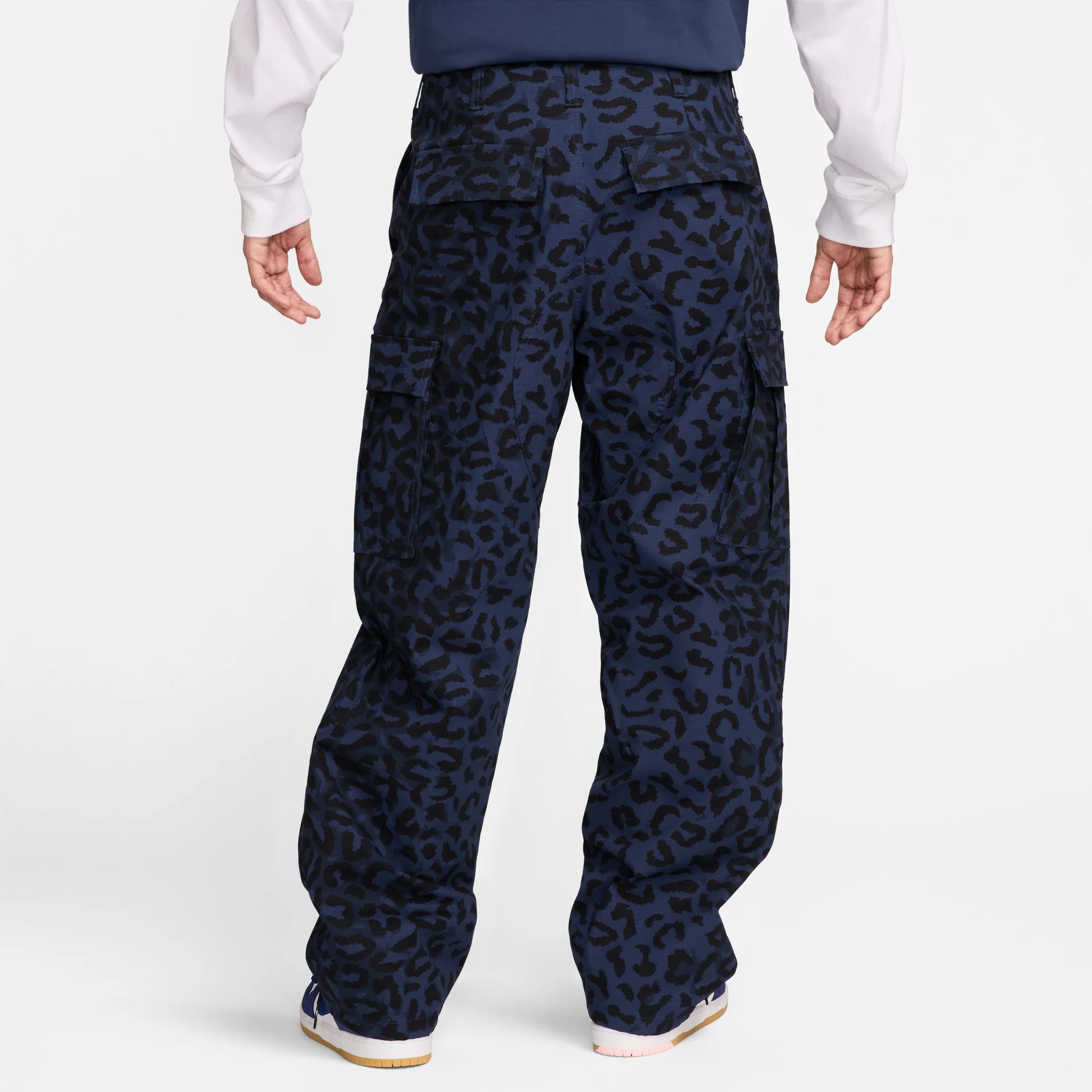 Nike SB Kearny Mens Allover Print Cargo pants - Image 4