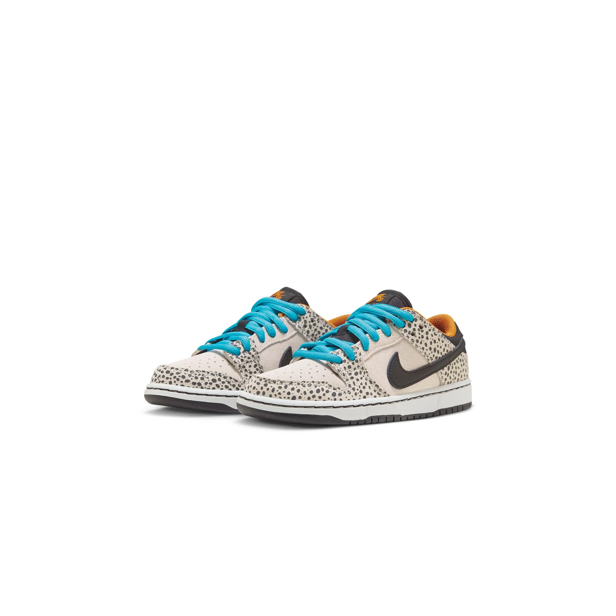 Nike SB Little Kids Dunk Low Pro Electric Shoes - Image 2