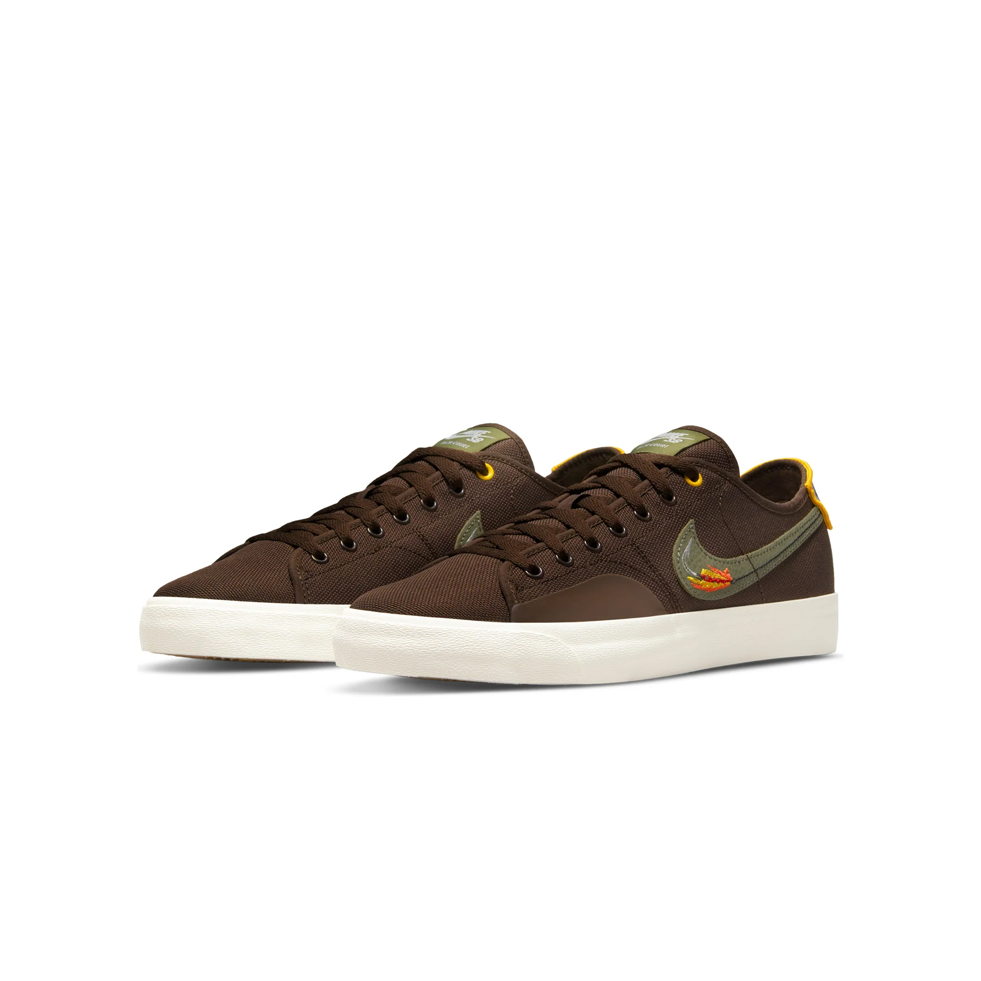 Nike SB Mens Blzr Court DVDL Shoes Baroque Brown - Image 2