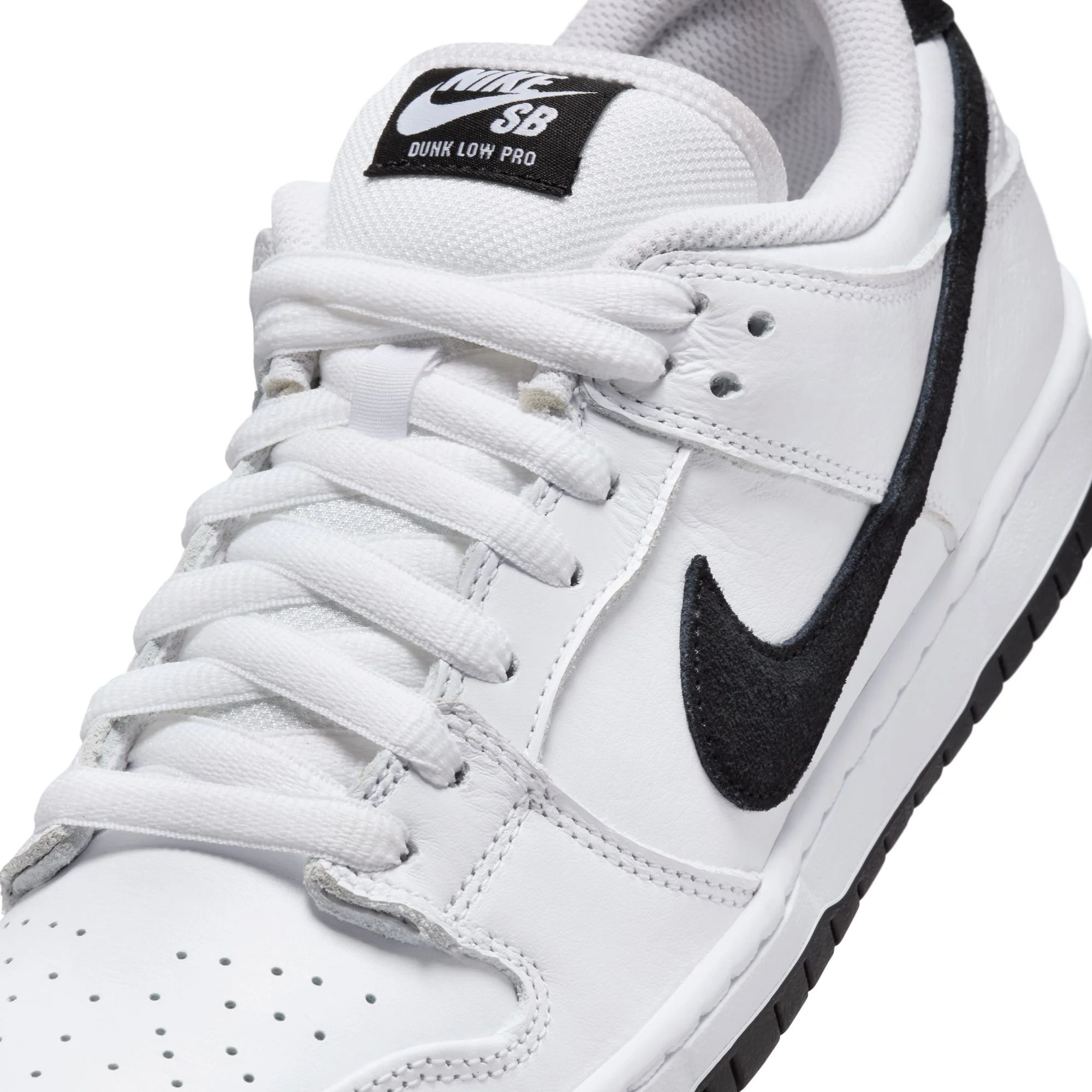 Nike SB Mens Dunk Low Pro Shoes - Image 4