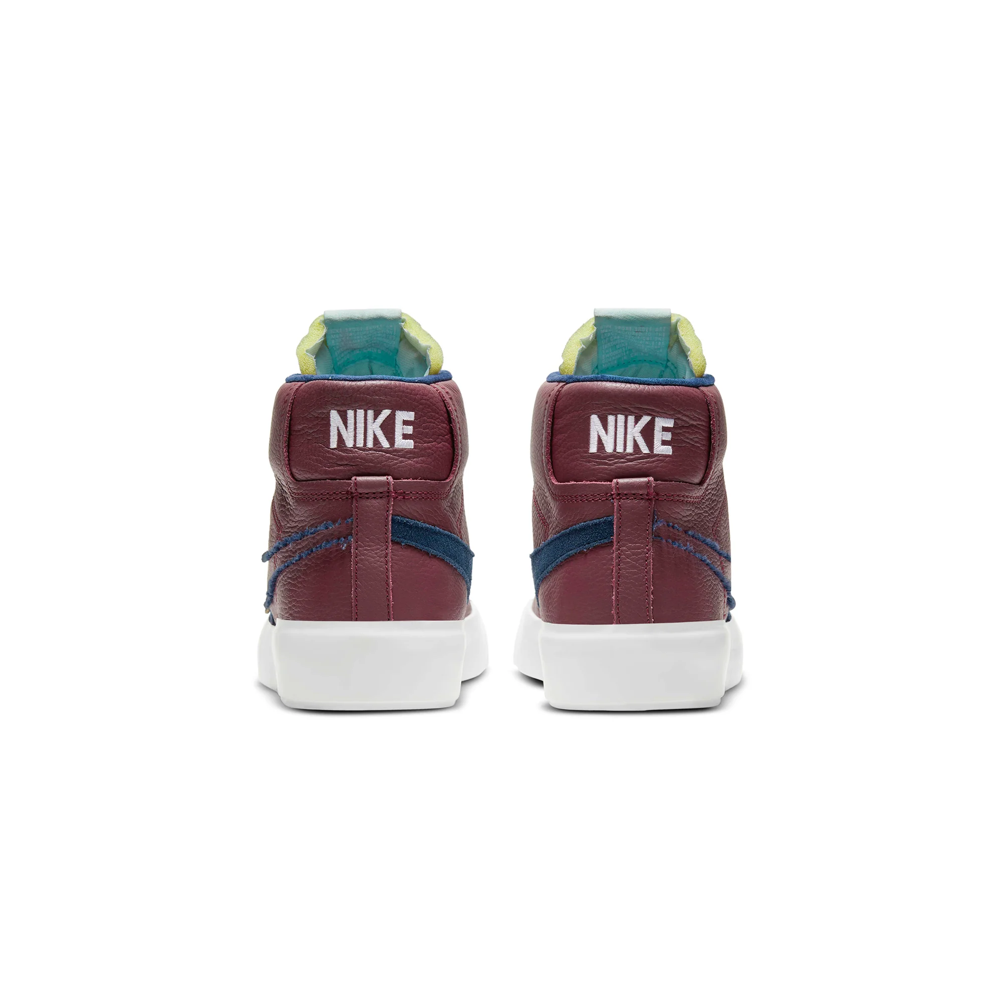 Nike SB Mens Zoom Blazer Mid Edge 'Team Red' Shoes - Image 3