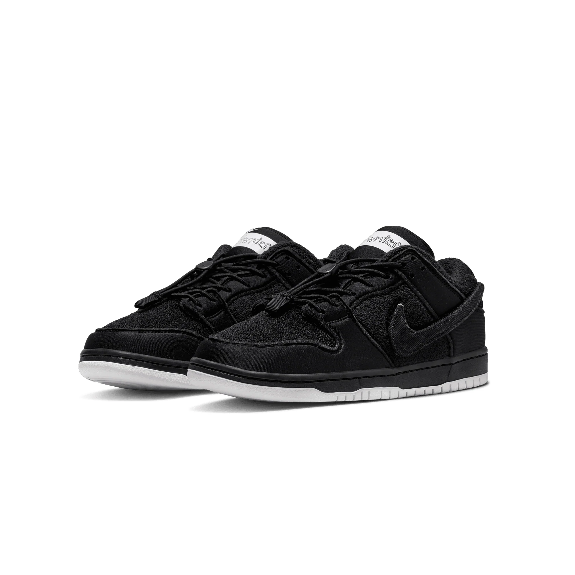 Nike SB x Gnarhunters Mens Dunk Low Pro QS Shoes - Image 2