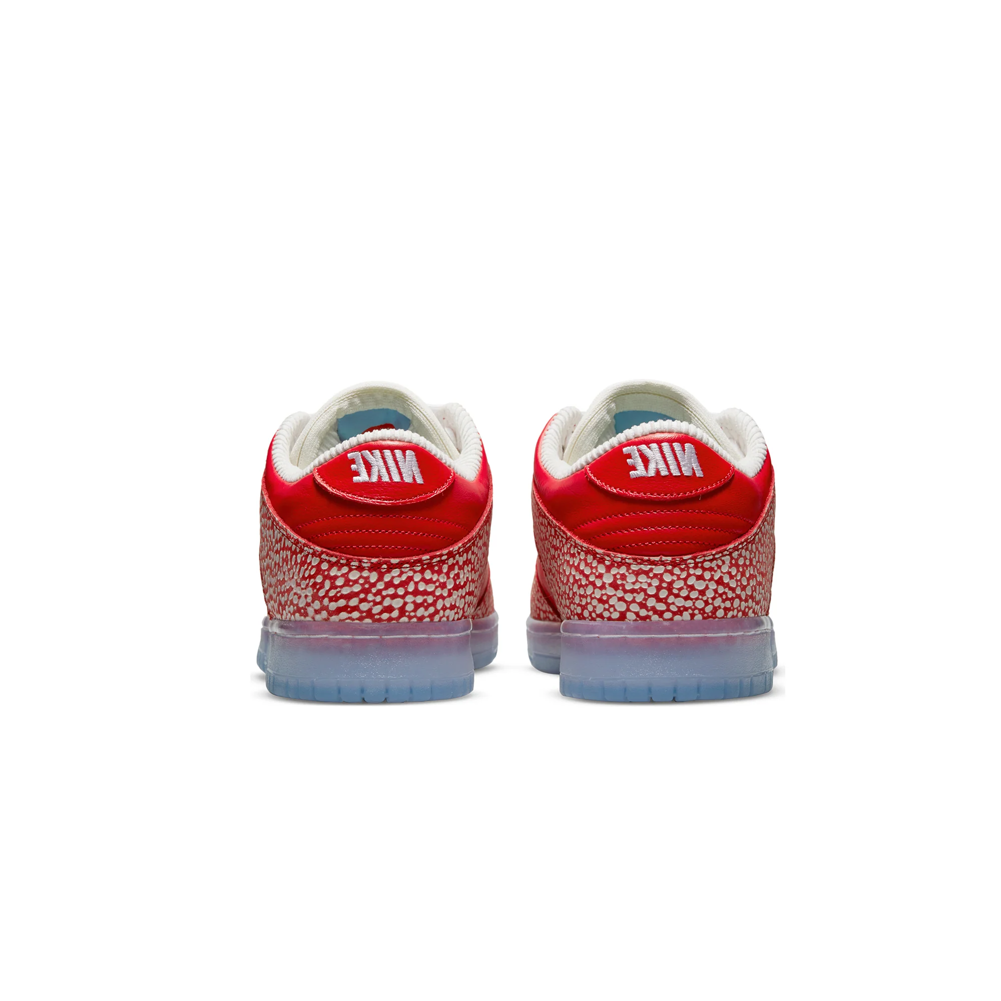 Nike SB x Stingwater Dunk Low Magic Mushroom Shoes - Image 3