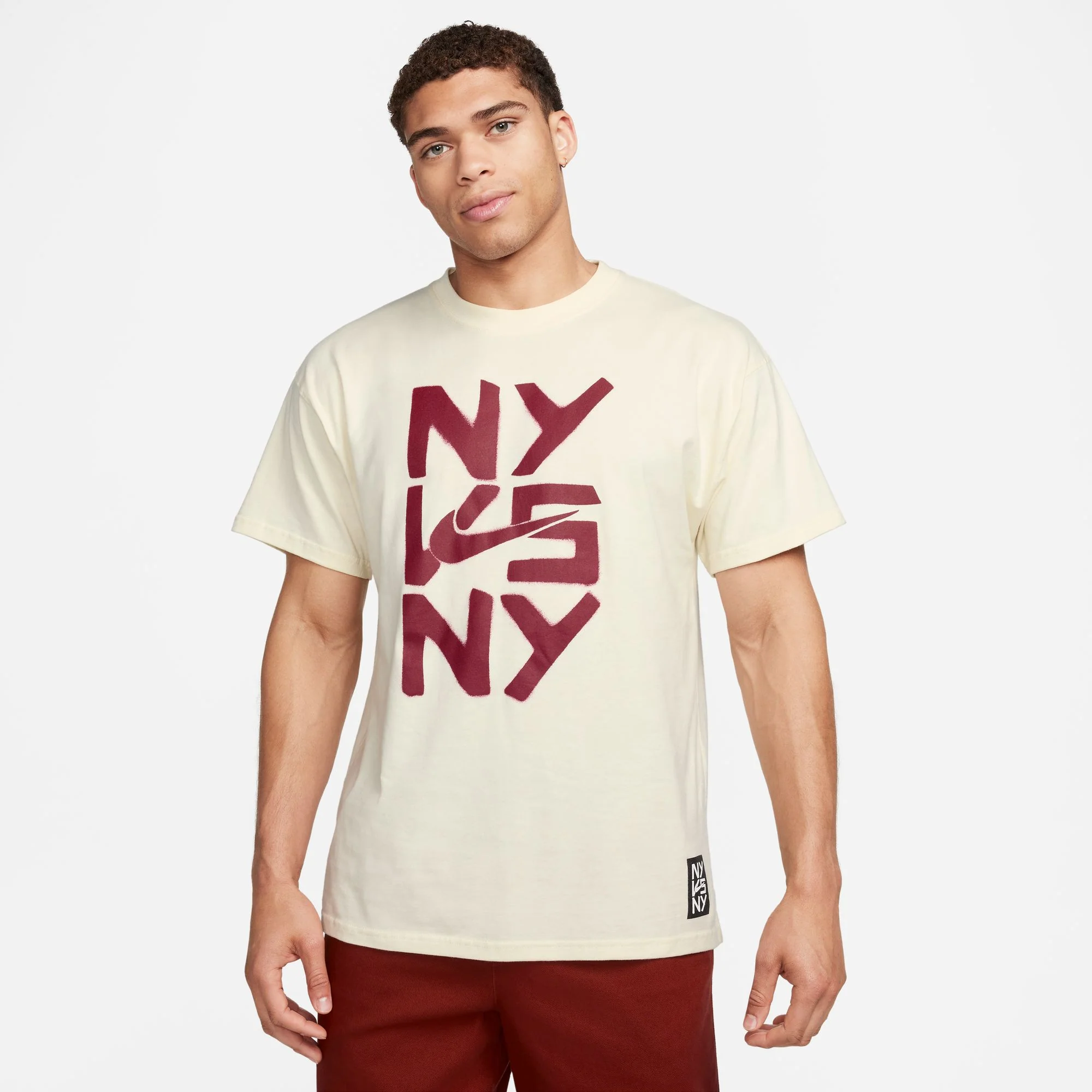 Nike Sportswear Mens 'NY vs NY' SS Tee - Image 2