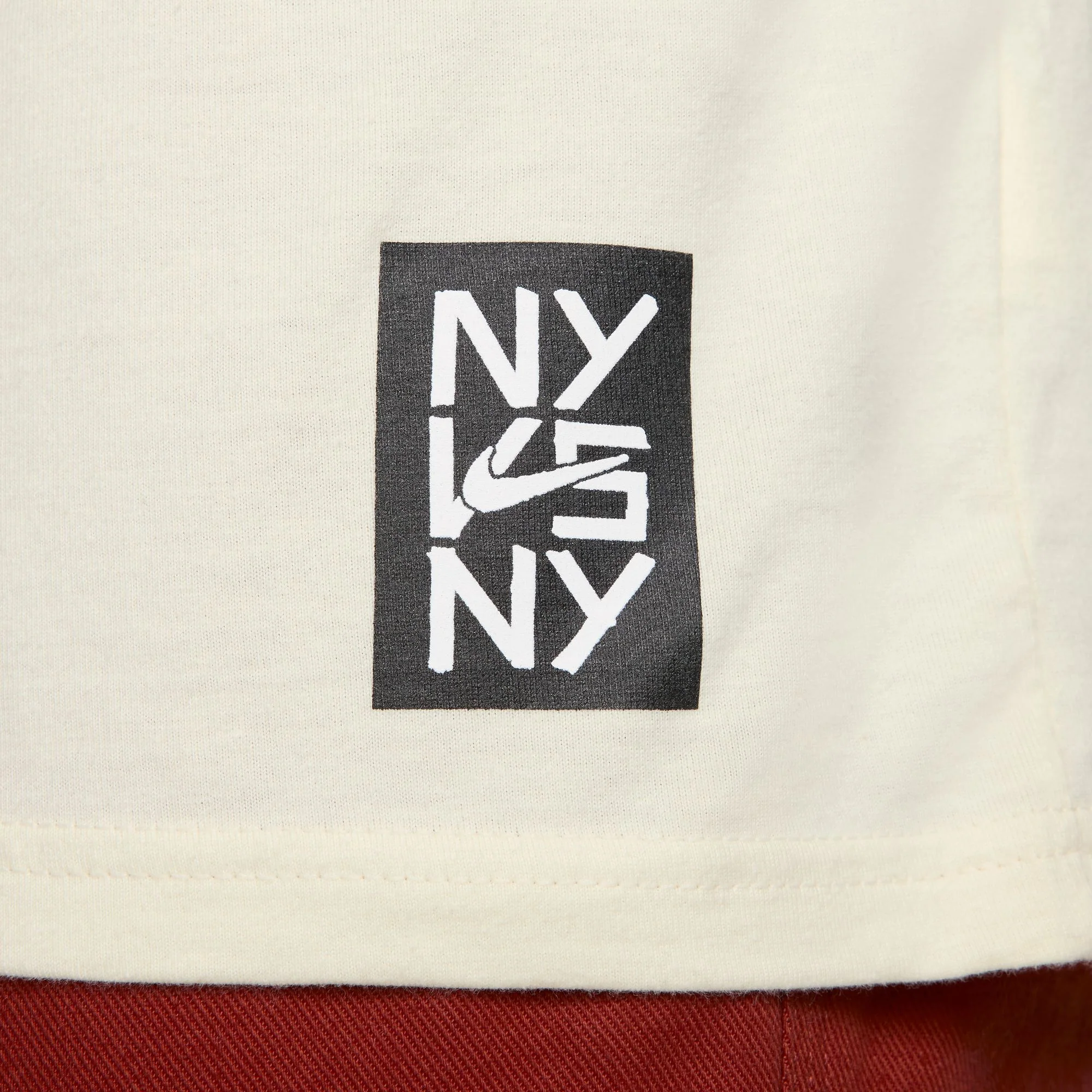 Nike Sportswear Mens 'NY vs NY' SS Tee - Image 4