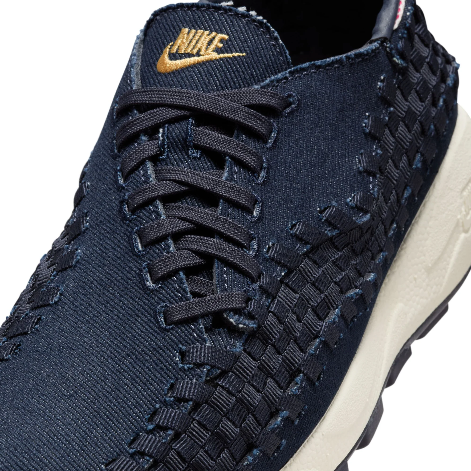 Nike Womens Air Footscape Woven Shoes - Image 4