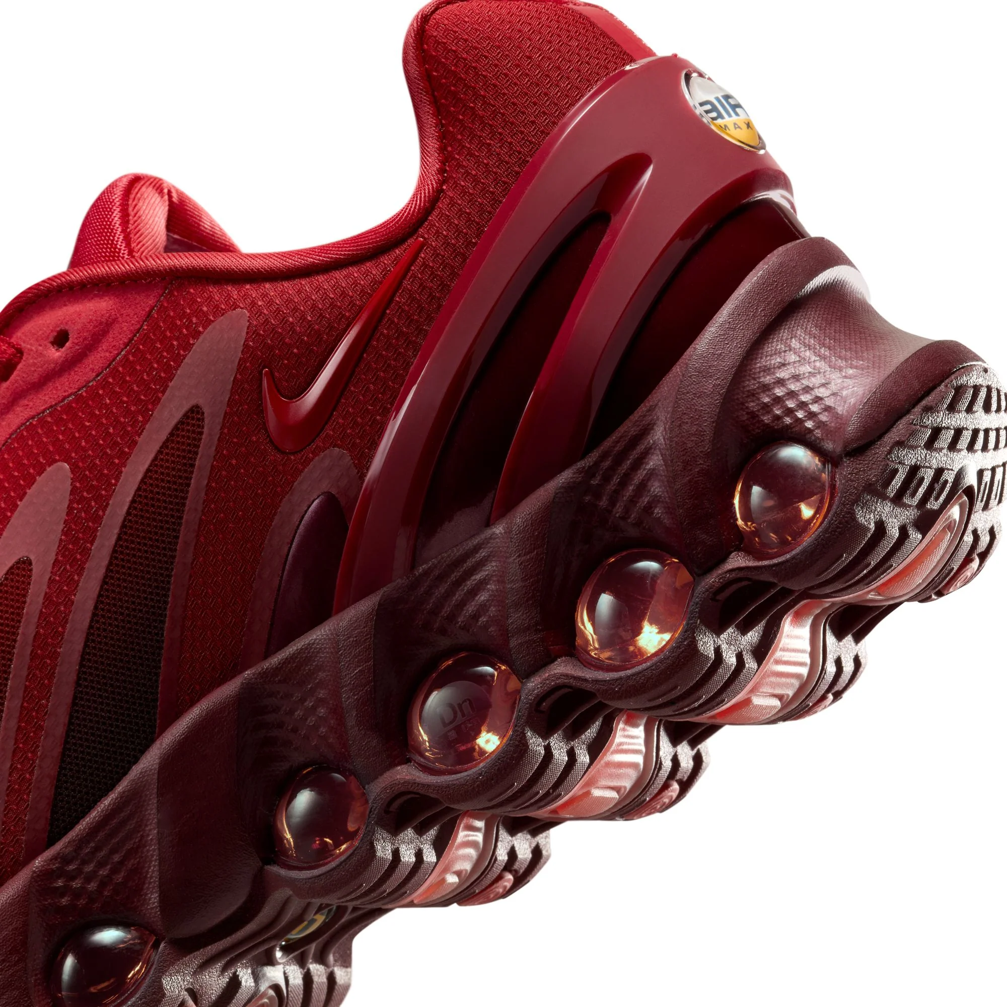 Nike Womens Air Max Dn8 Shoes - Image 4