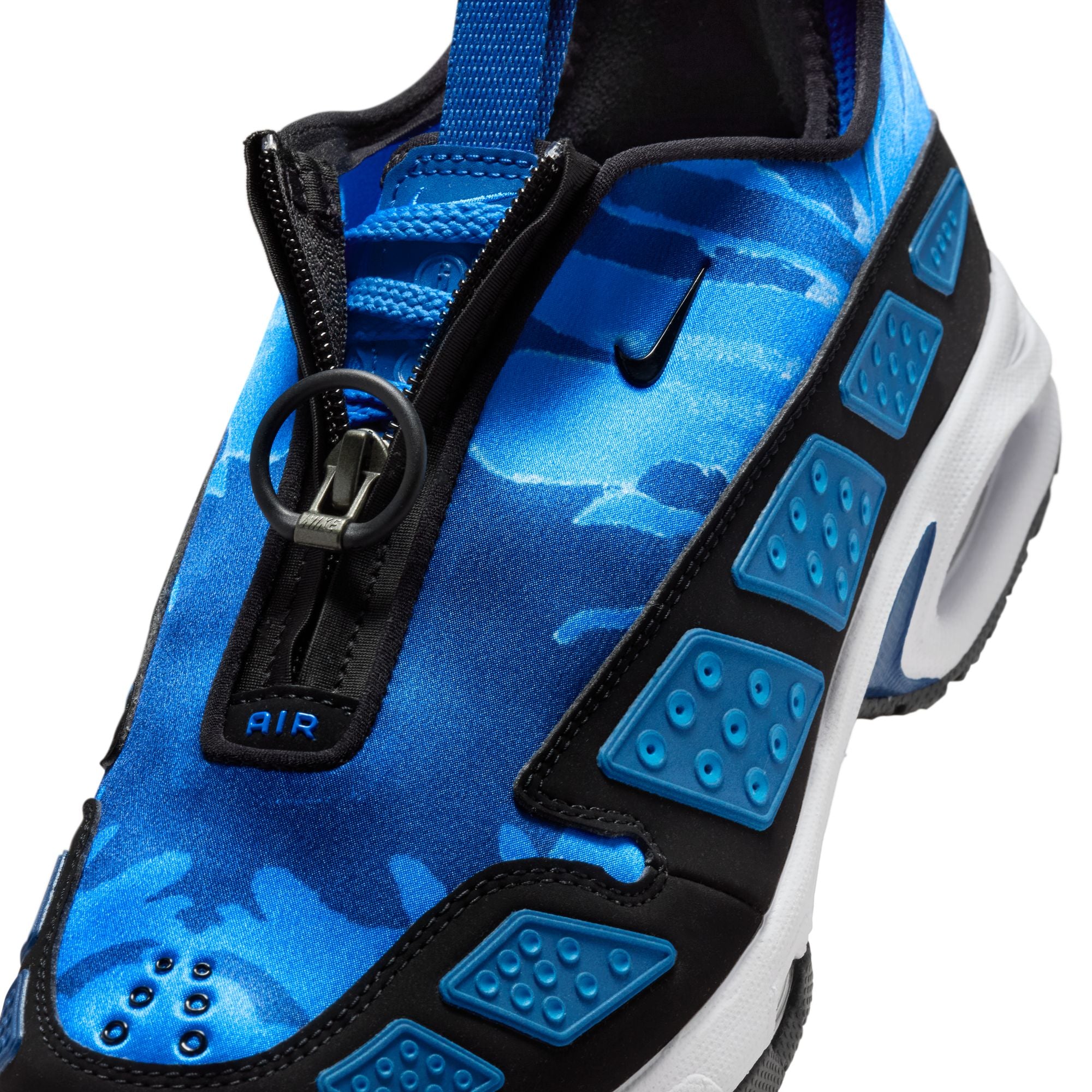 Nike Womens Air Max SNDR Camo Shoes - Image 4