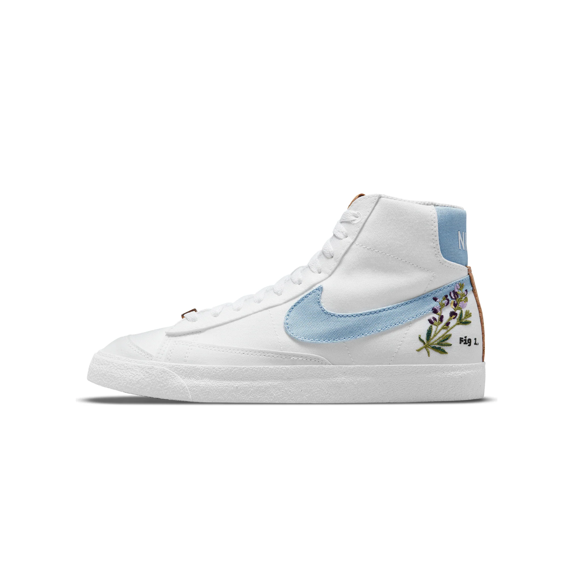 Nike Womens Blazer Mid '77 SE Shoes 'White/Obsidian White'