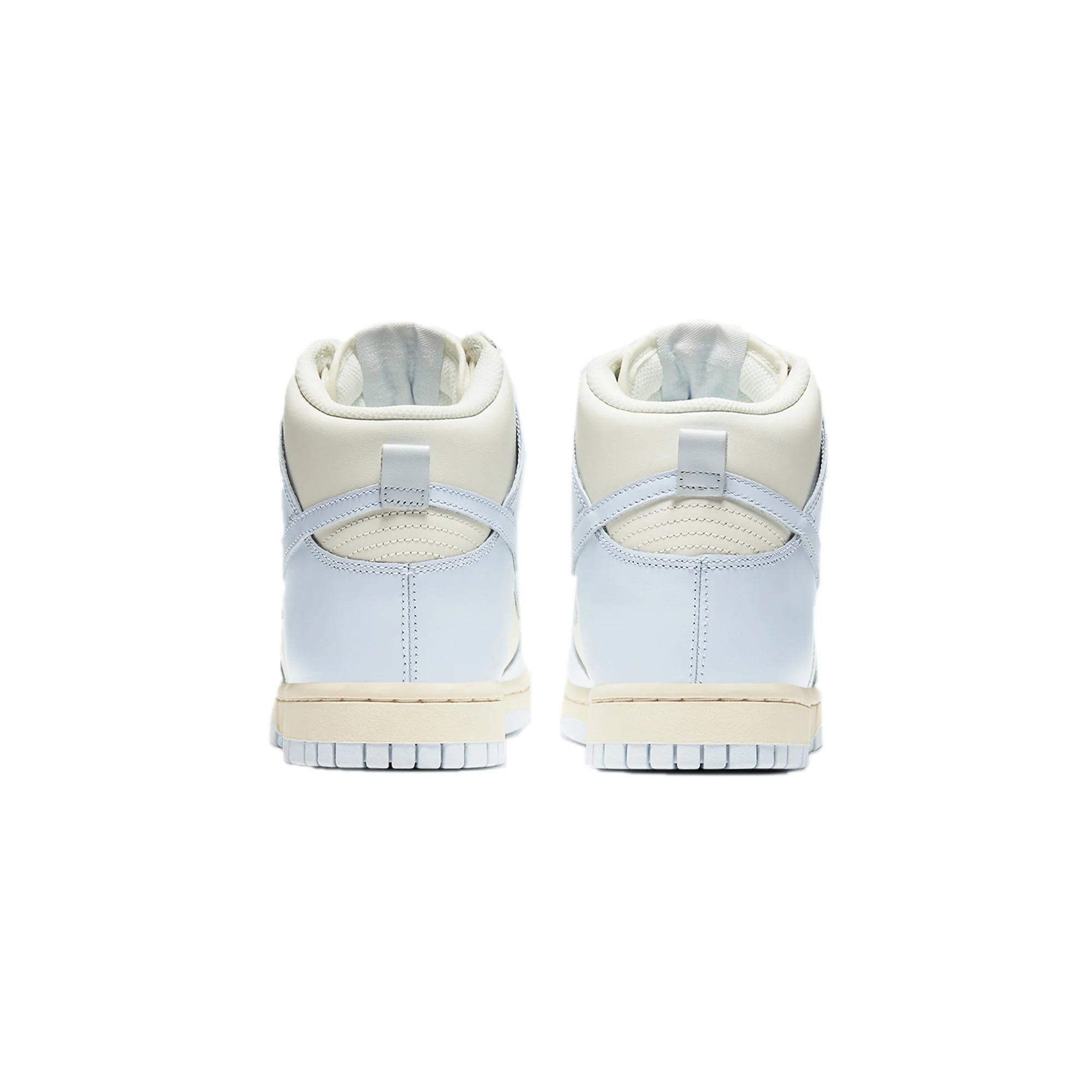 Nike Womens Dunk High Retro Shoes - Image 3