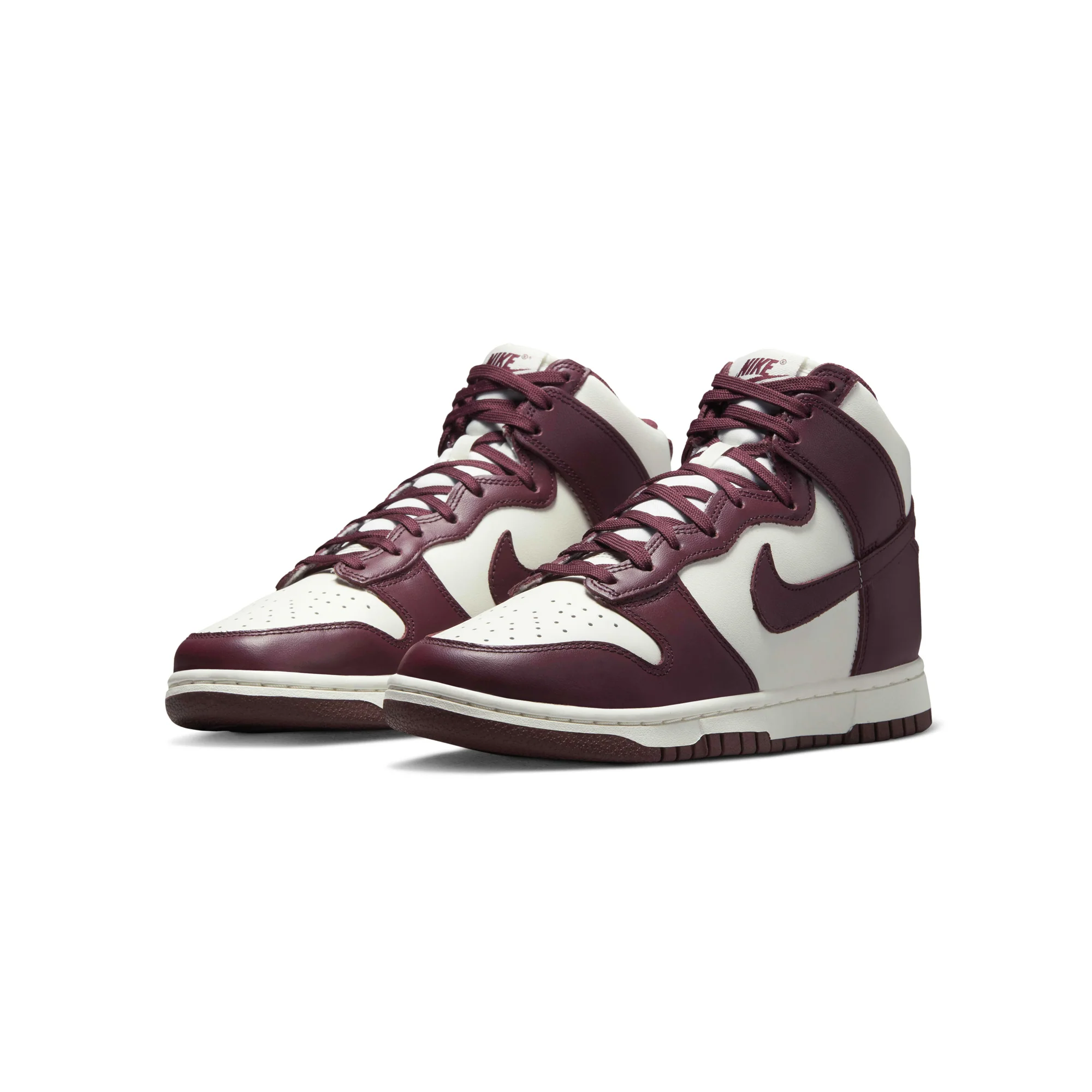 Nike Womens Dunk High Shoes - Image 2