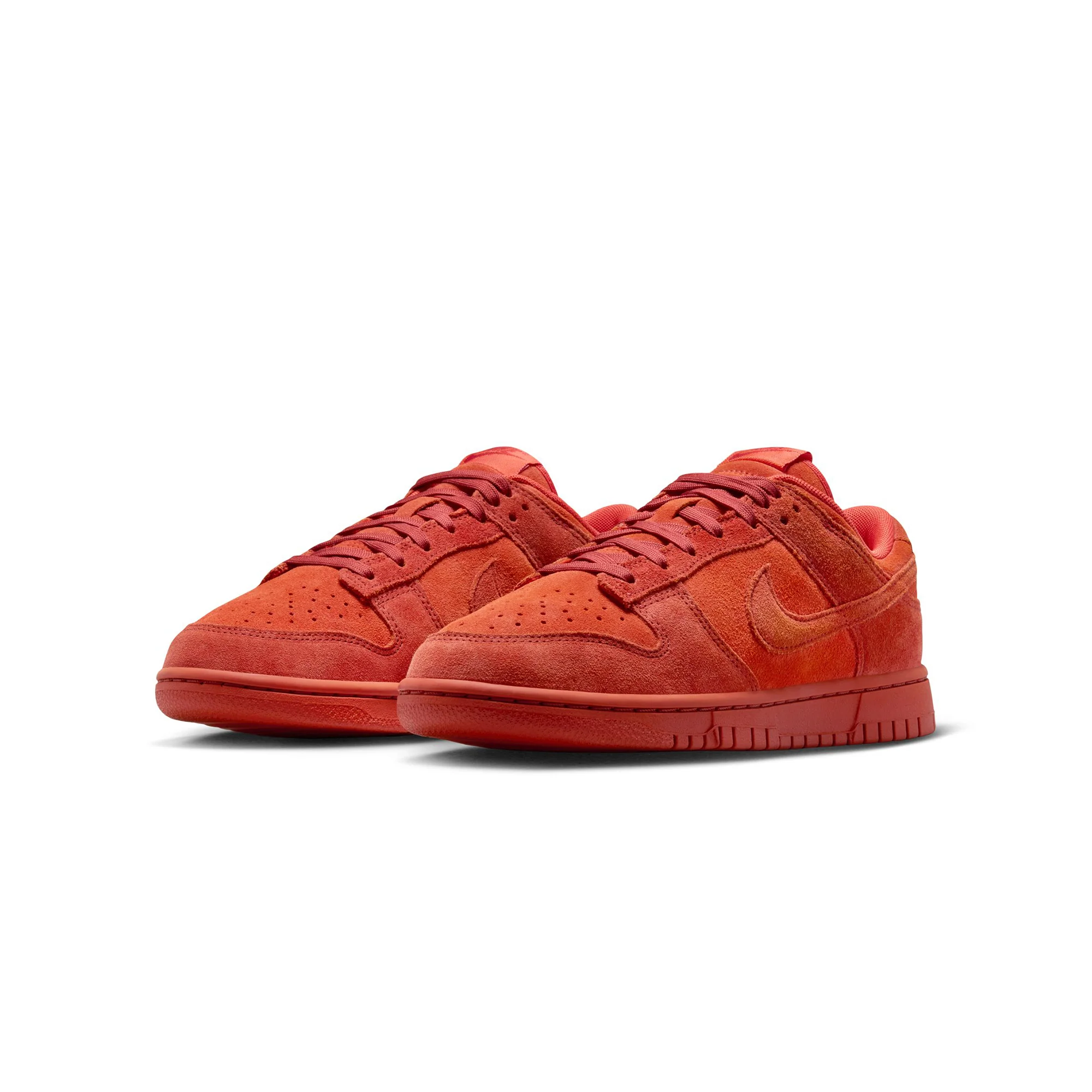 Nike Womens Dunk Low SE Shoes - Image 2