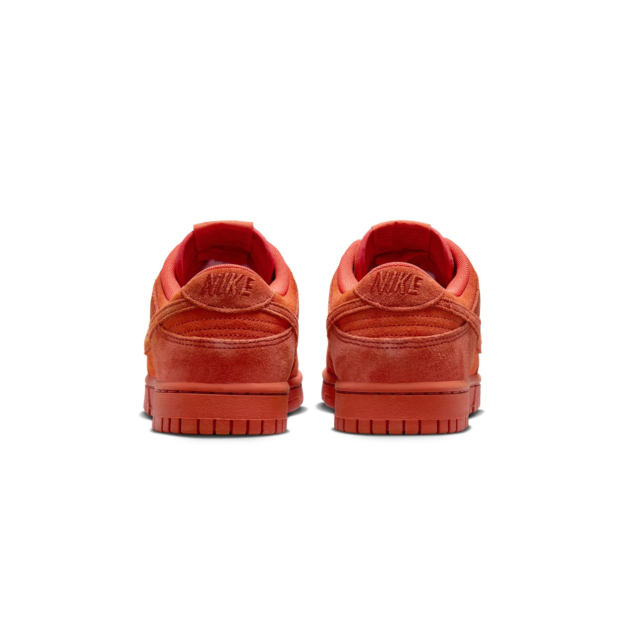 Nike Womens Dunk Low SE Shoes - Image 3