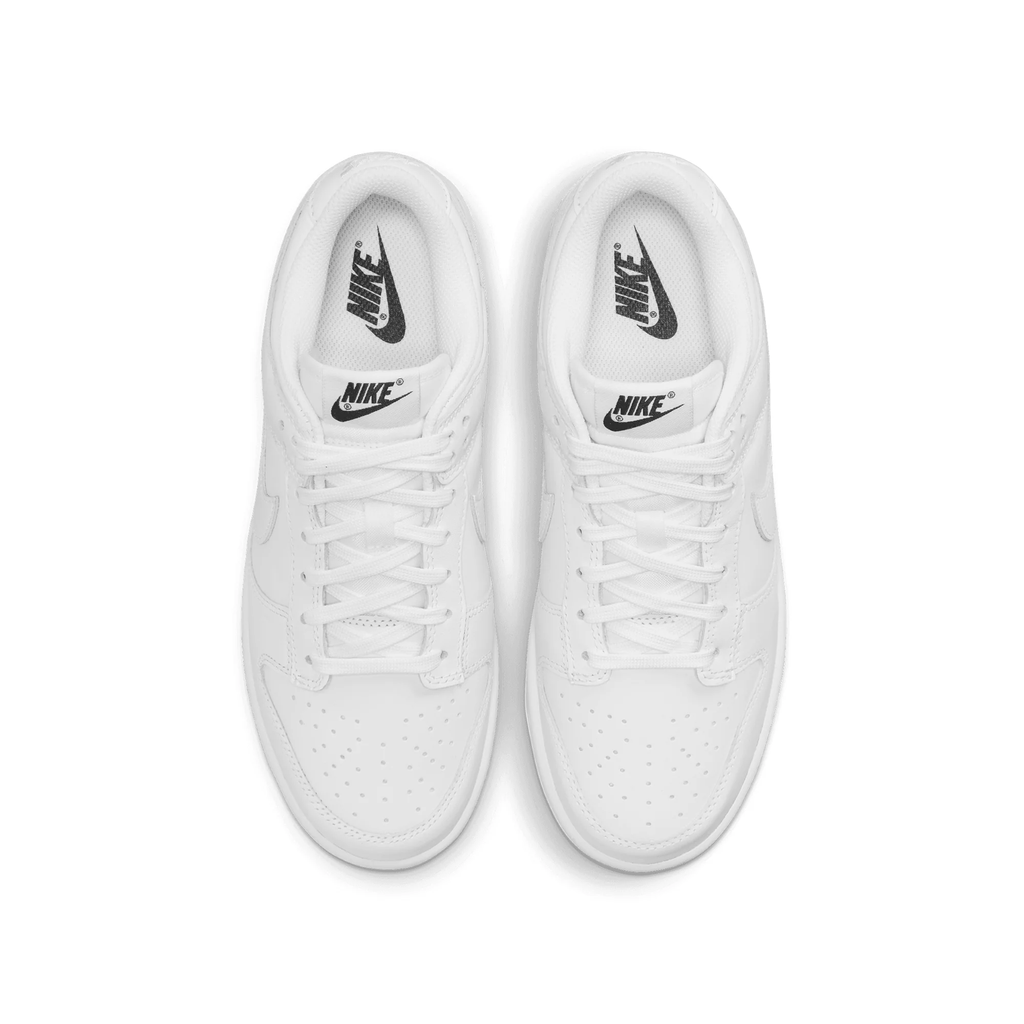 Nike Womens Dunk Low Shoes - Image 4