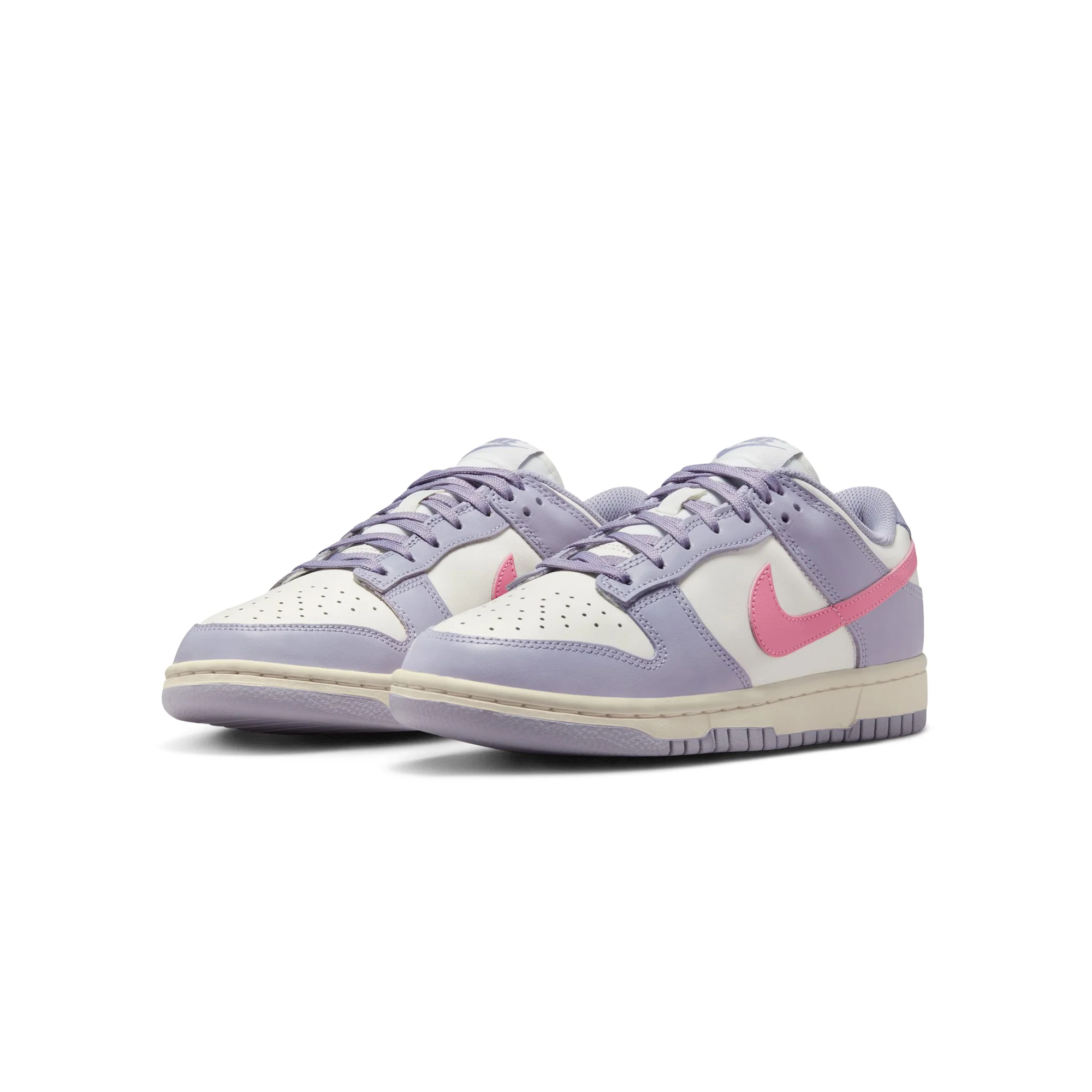 Nike Womens Dunk Low Shoes - Image 2