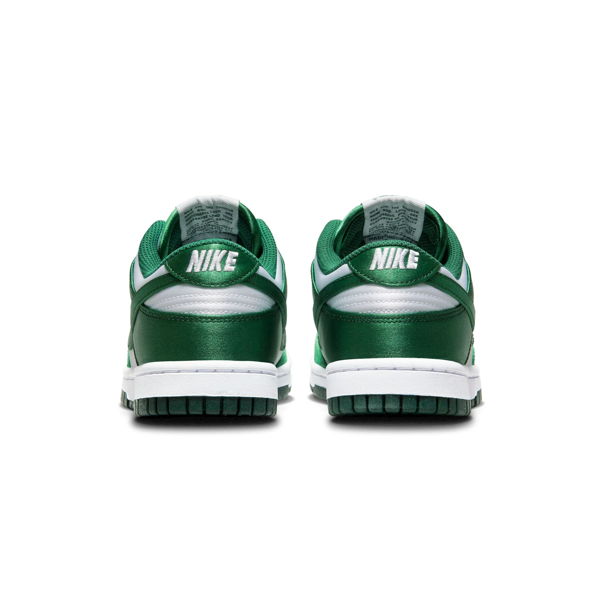 Nike Womens Dunk Low Shoes - Image 3