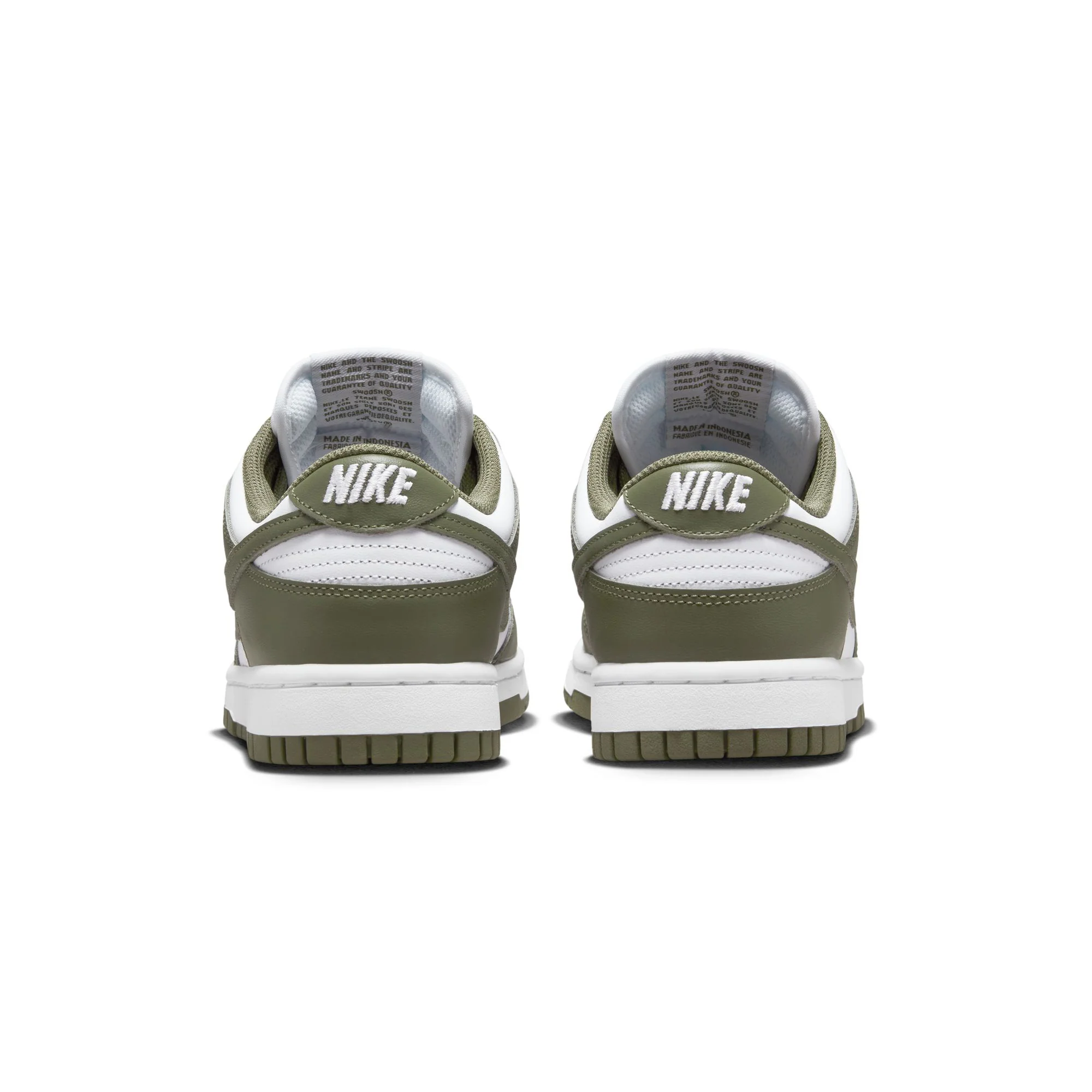 Nike Womens Dunk Low Shoes - Image 3